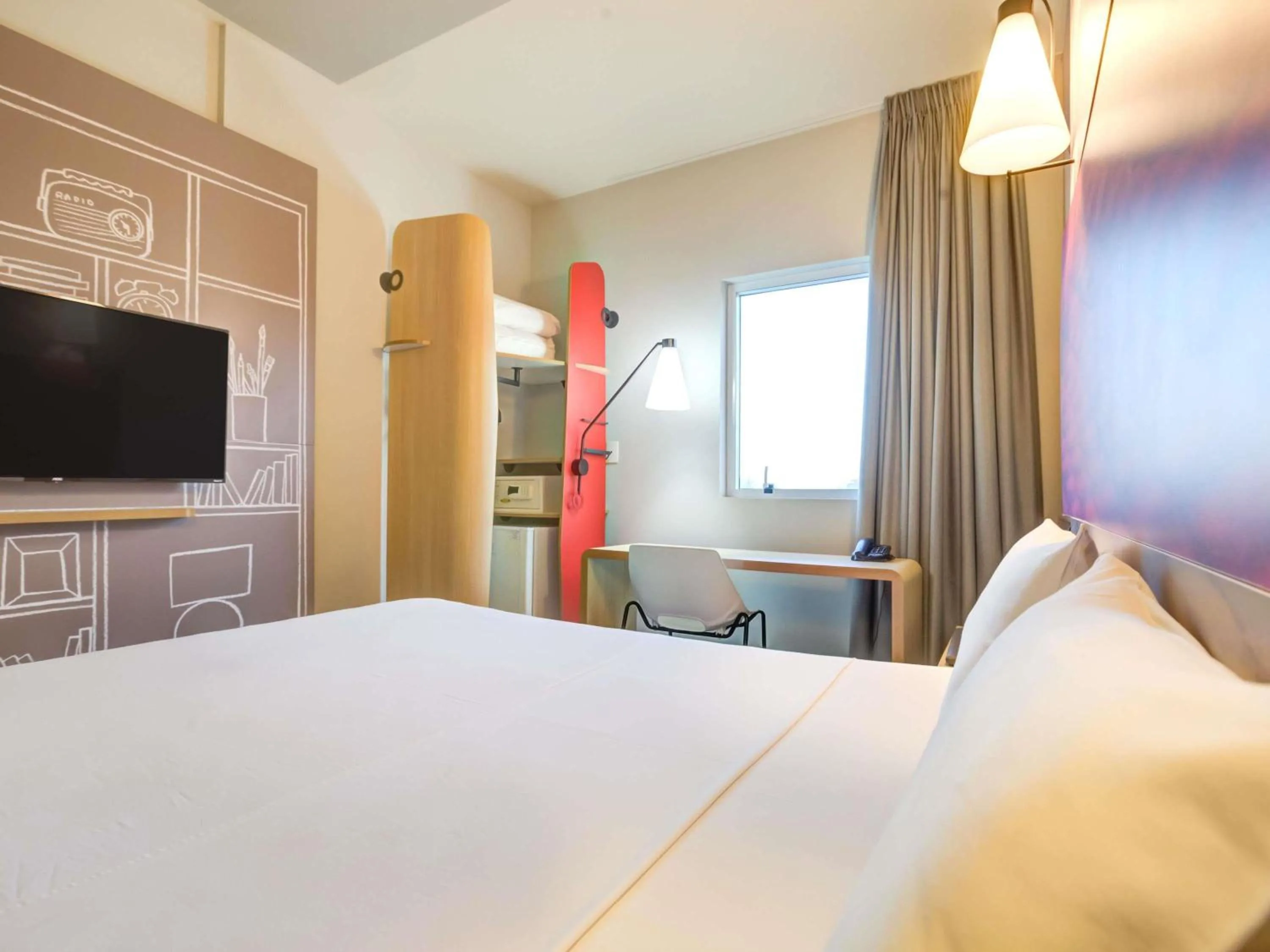 Standard Double Room in ibis Paranagua