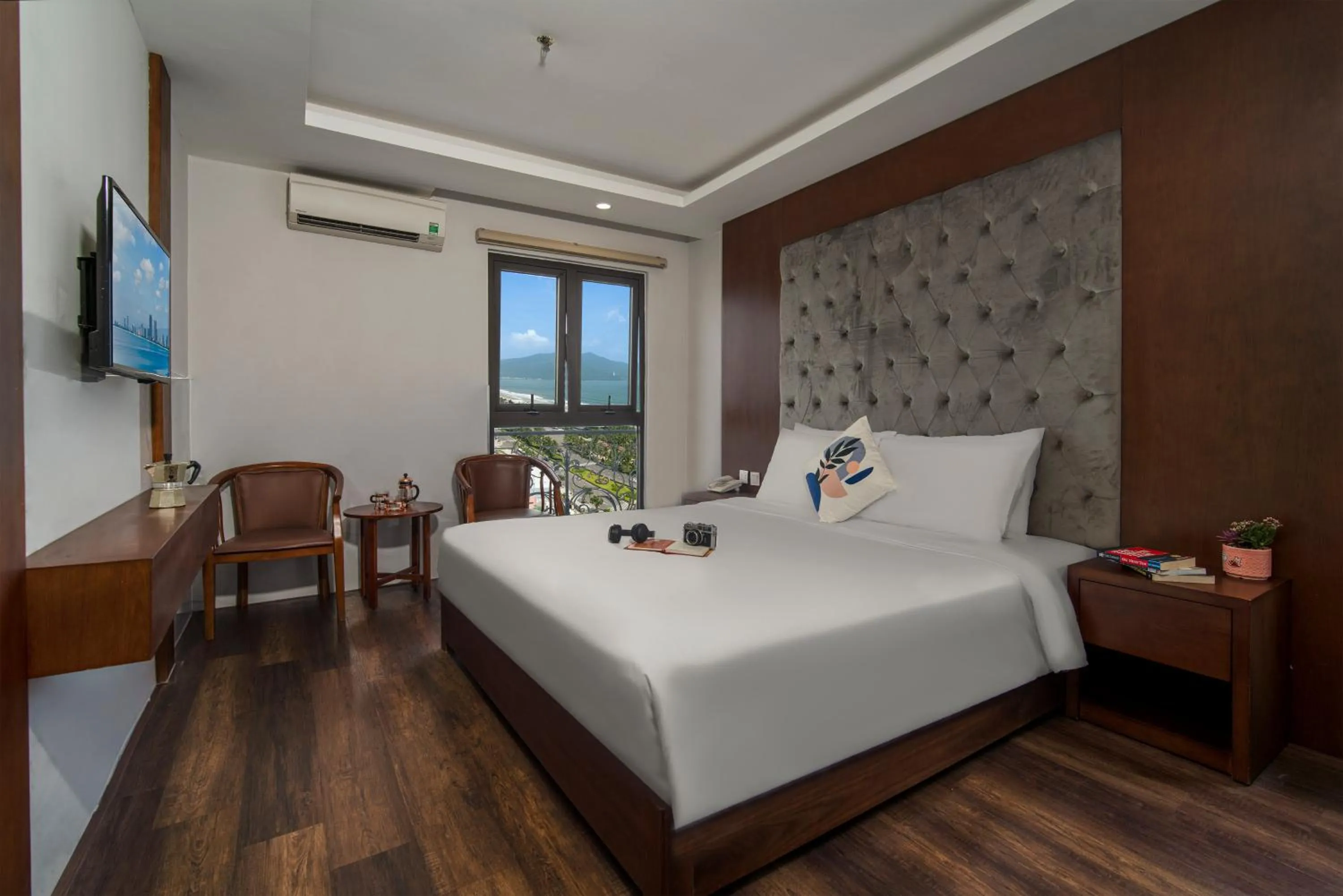 King Room with Sea View in Delicate Hotel