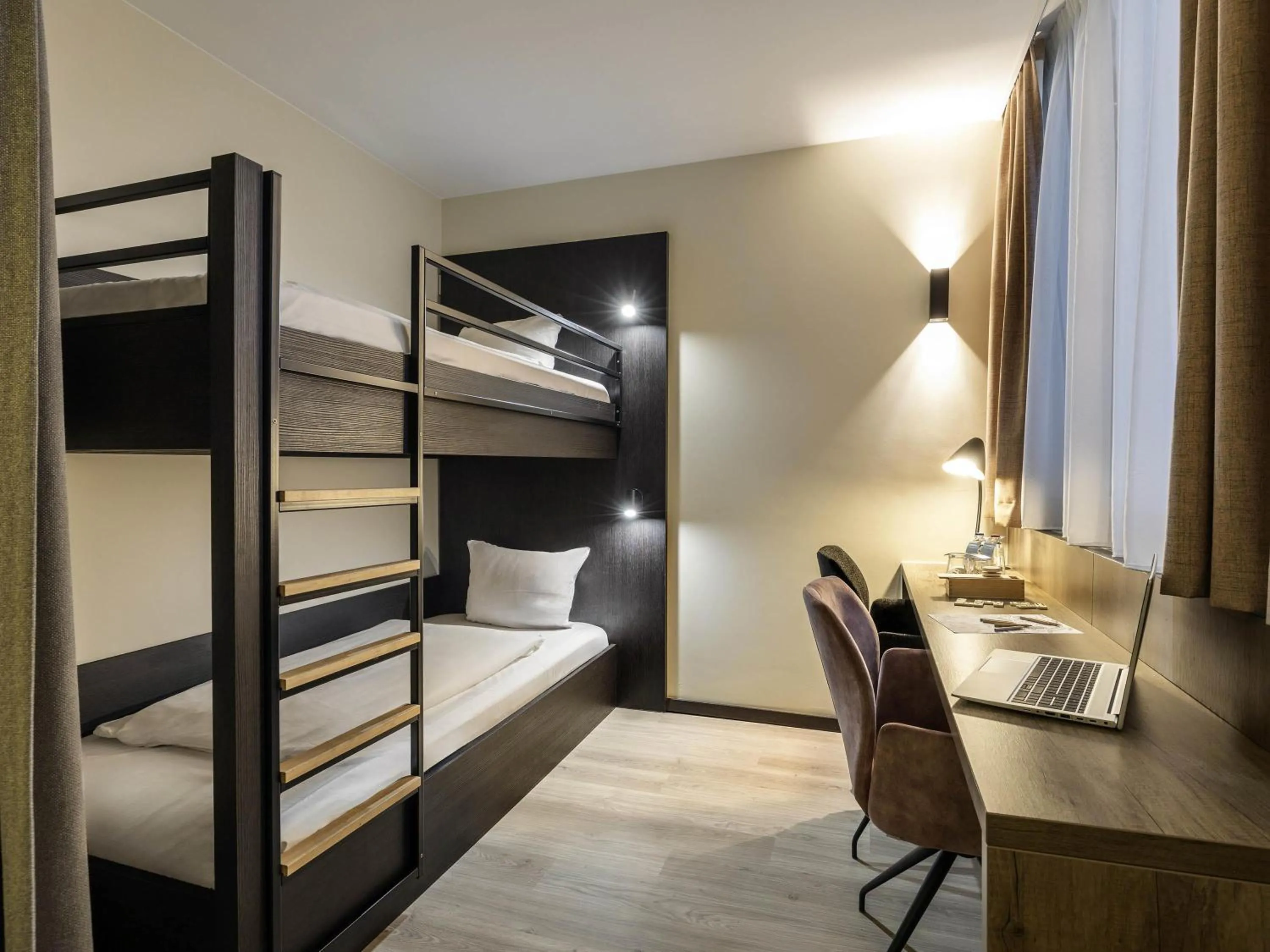 Family Room in Mercure Oostende