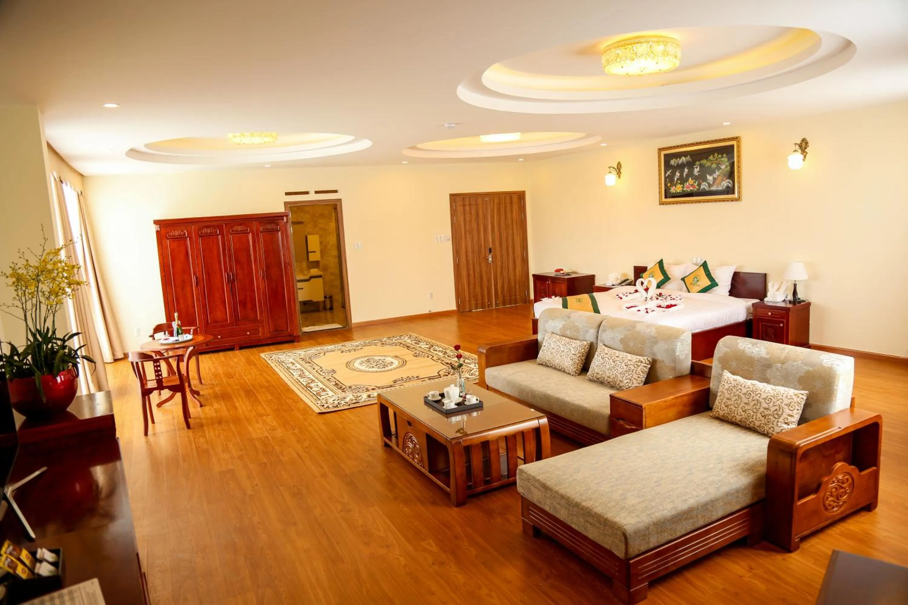 Executive Suite in Thuy Hoang Nguyen Resort & Spa