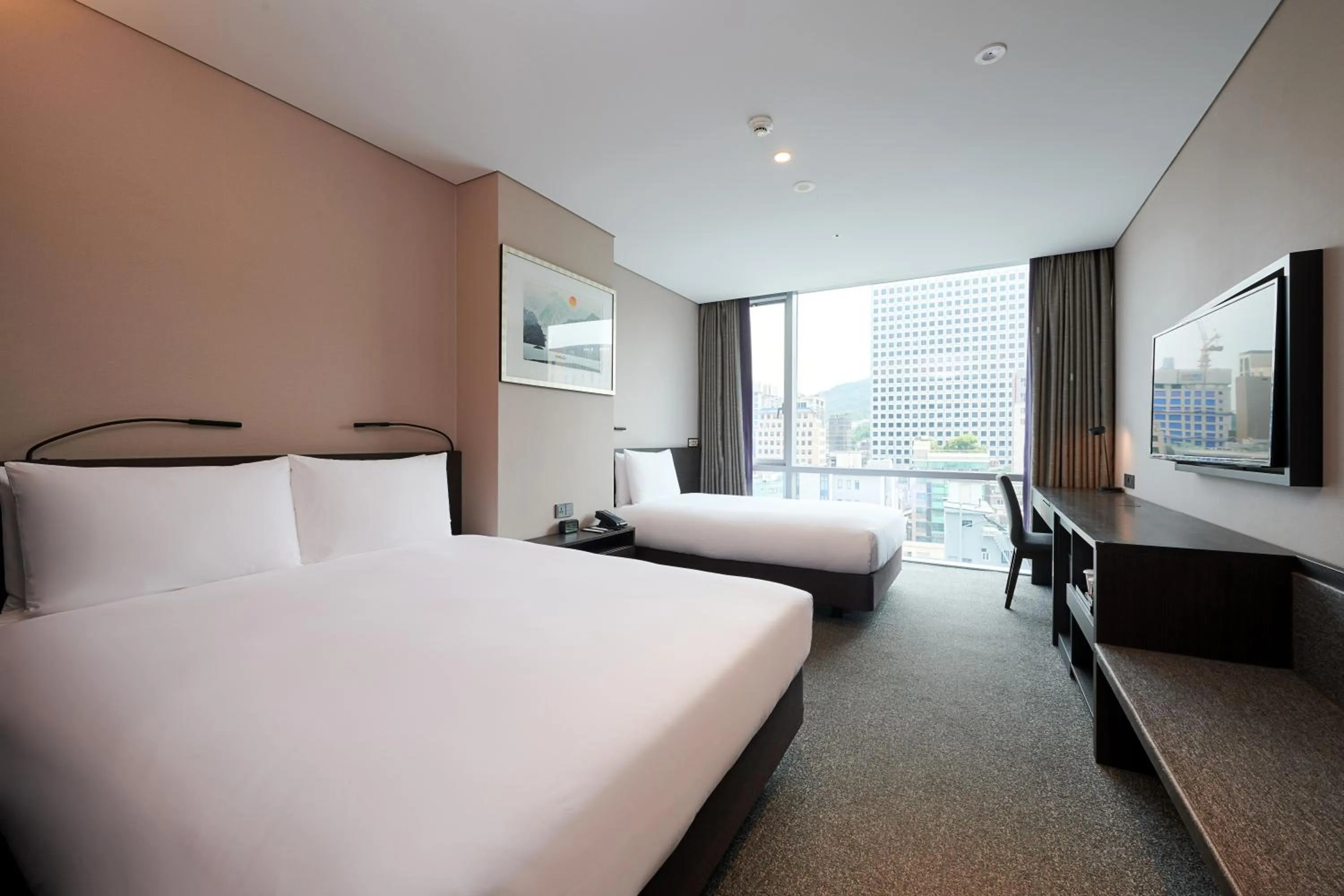 Family Twin Room in Nine Tree by Parnas Seoul Myeongdong 2