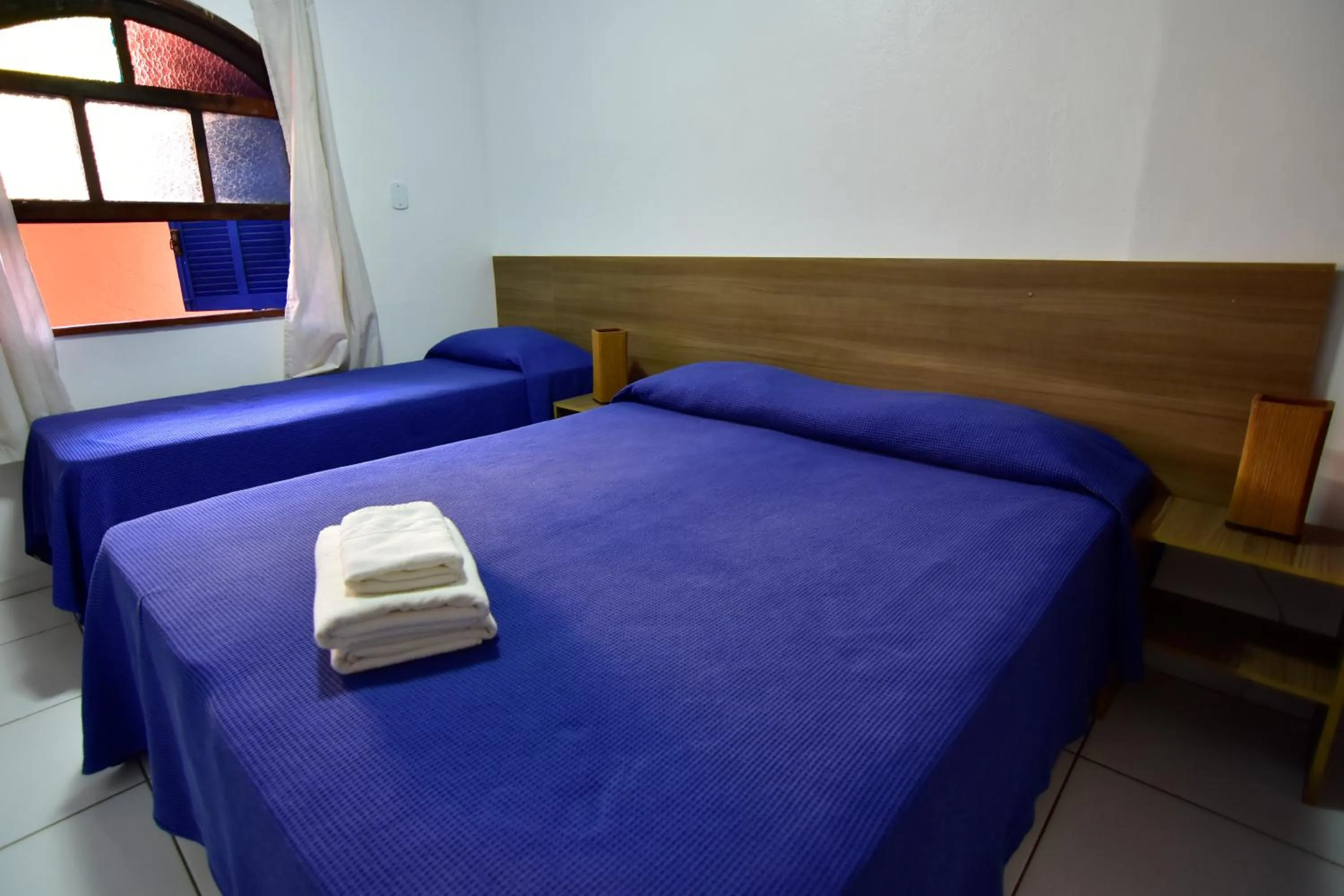 Standard Triple Room in Estalagem 11 Suites