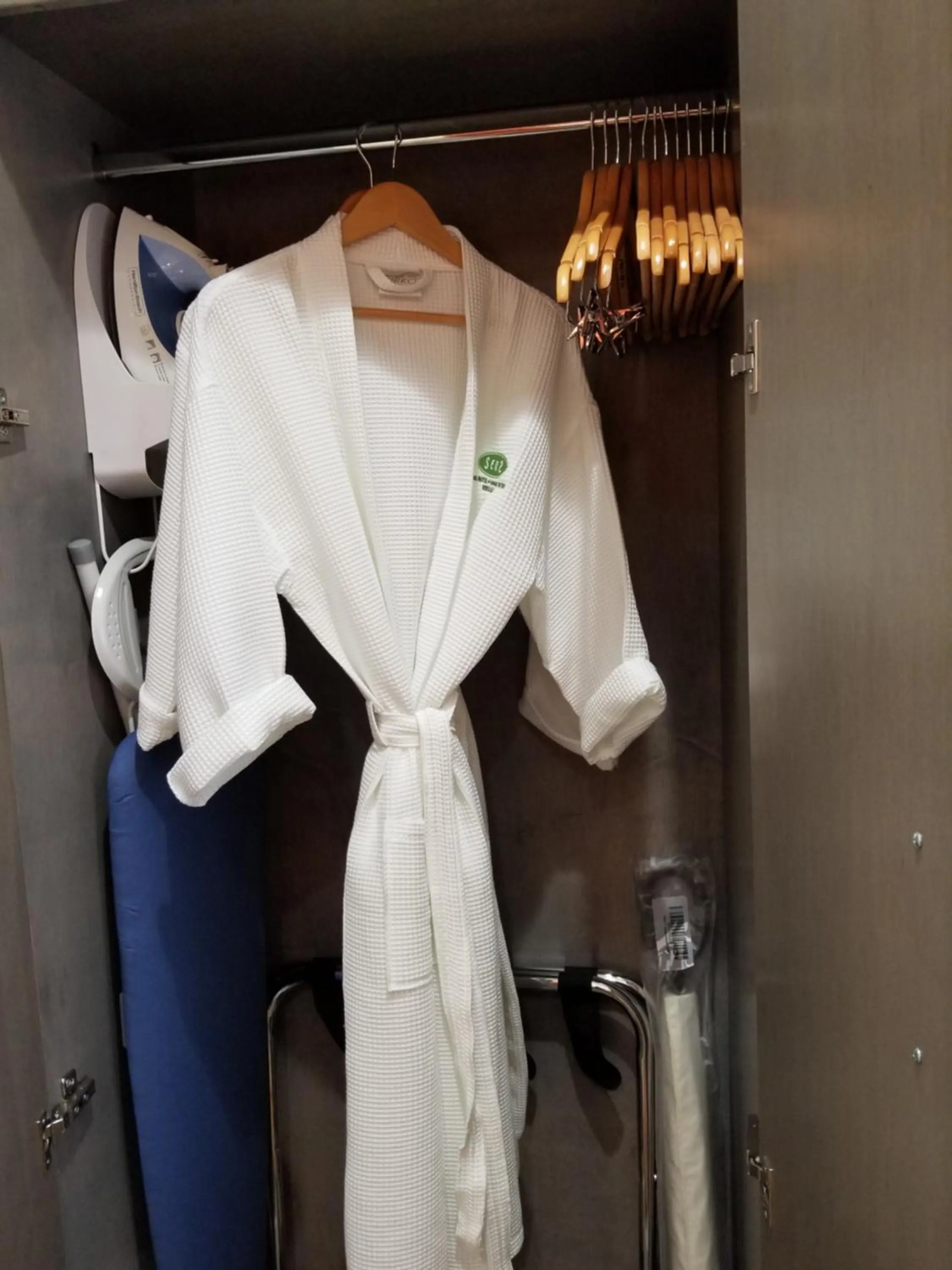 Standard King Room in SenS Hotel & Vanne Bistro Berkeley