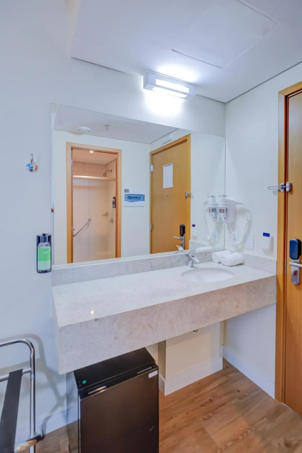 Standard King Room in Go Inn Cambuí Campinas