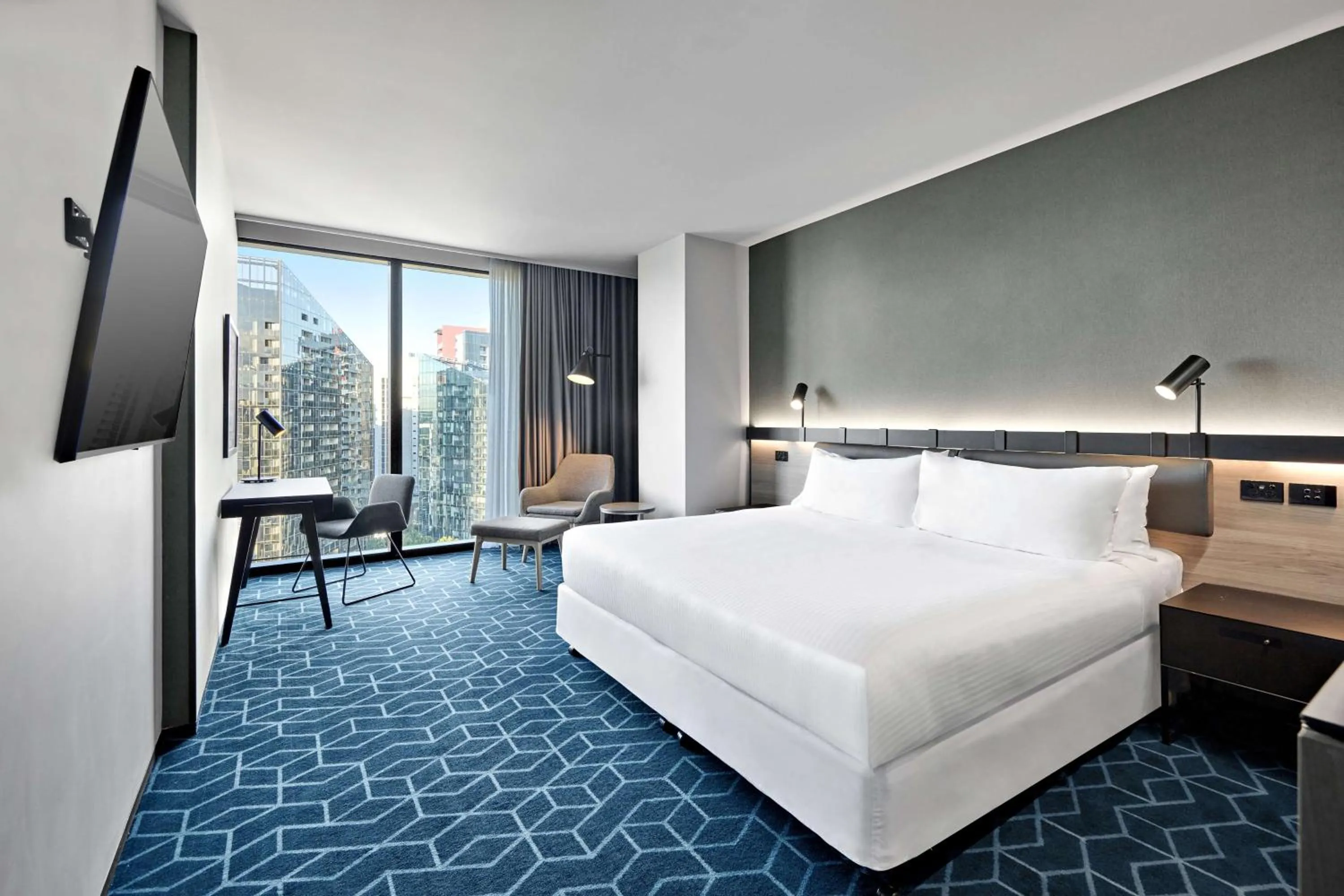 Premier Observation Room - King in Four Points by Sheraton Melbourne Docklands