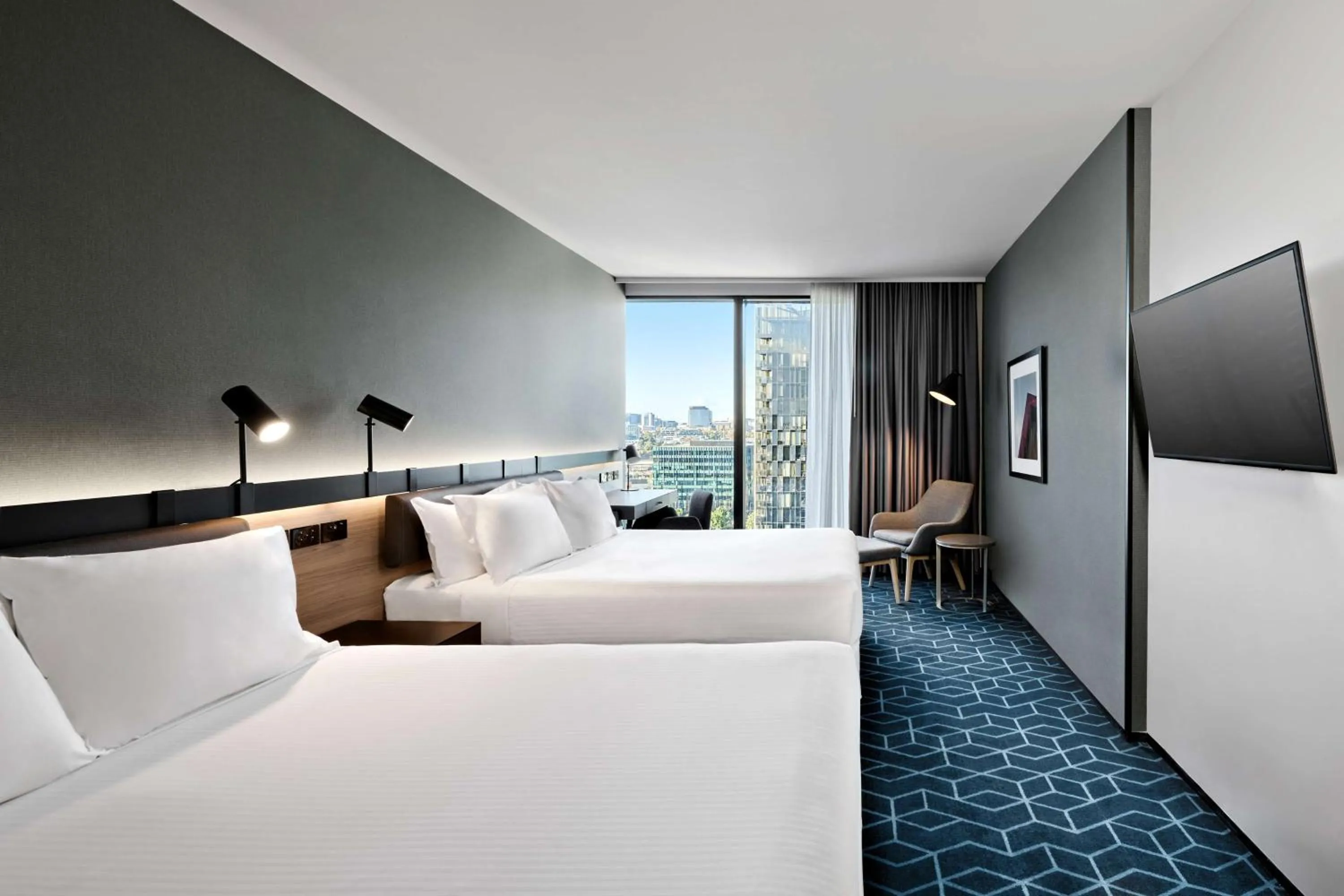 Premier City View - Queen Queen in Four Points by Sheraton Melbourne Docklands