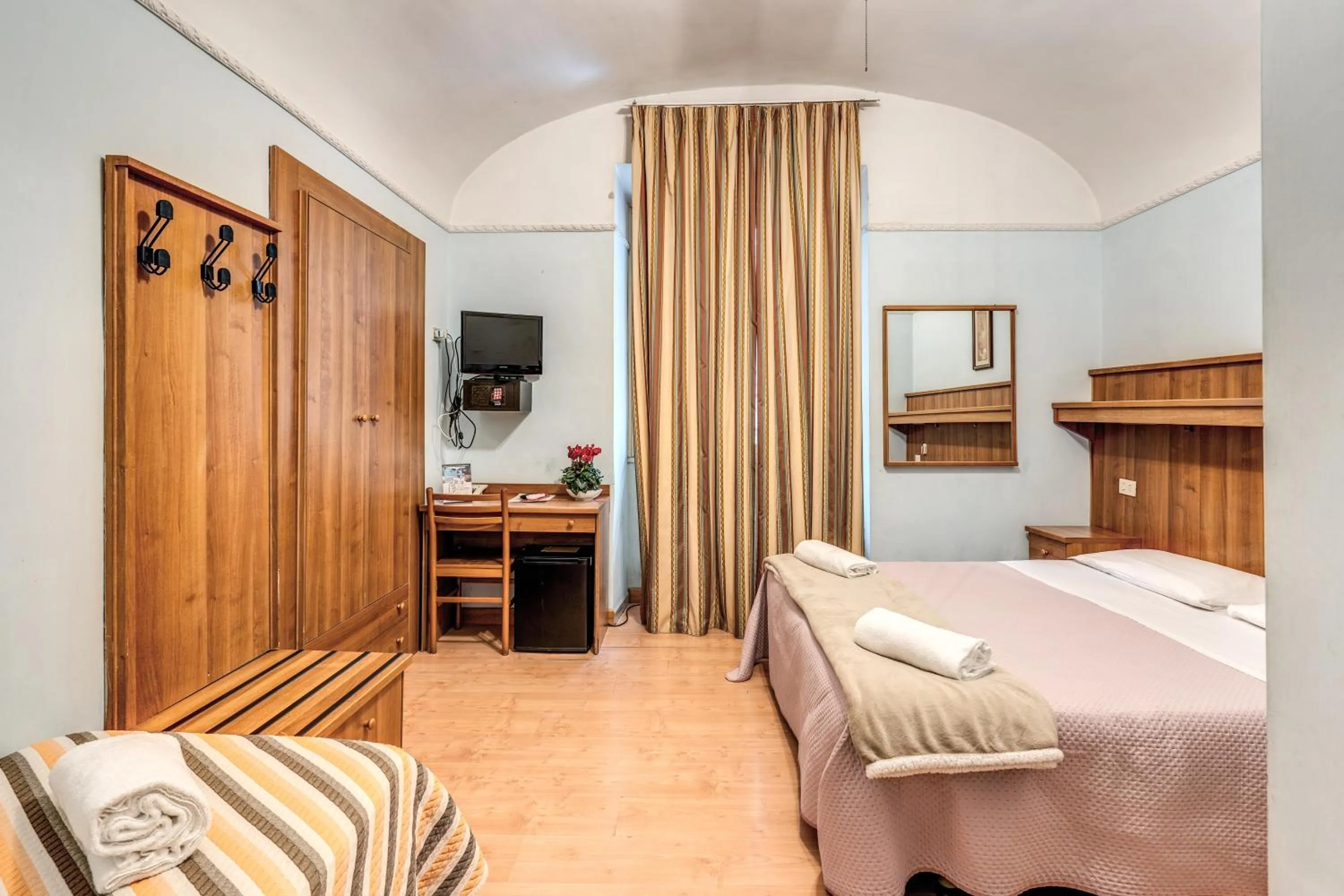 Triple Room in Hotel Altavilla