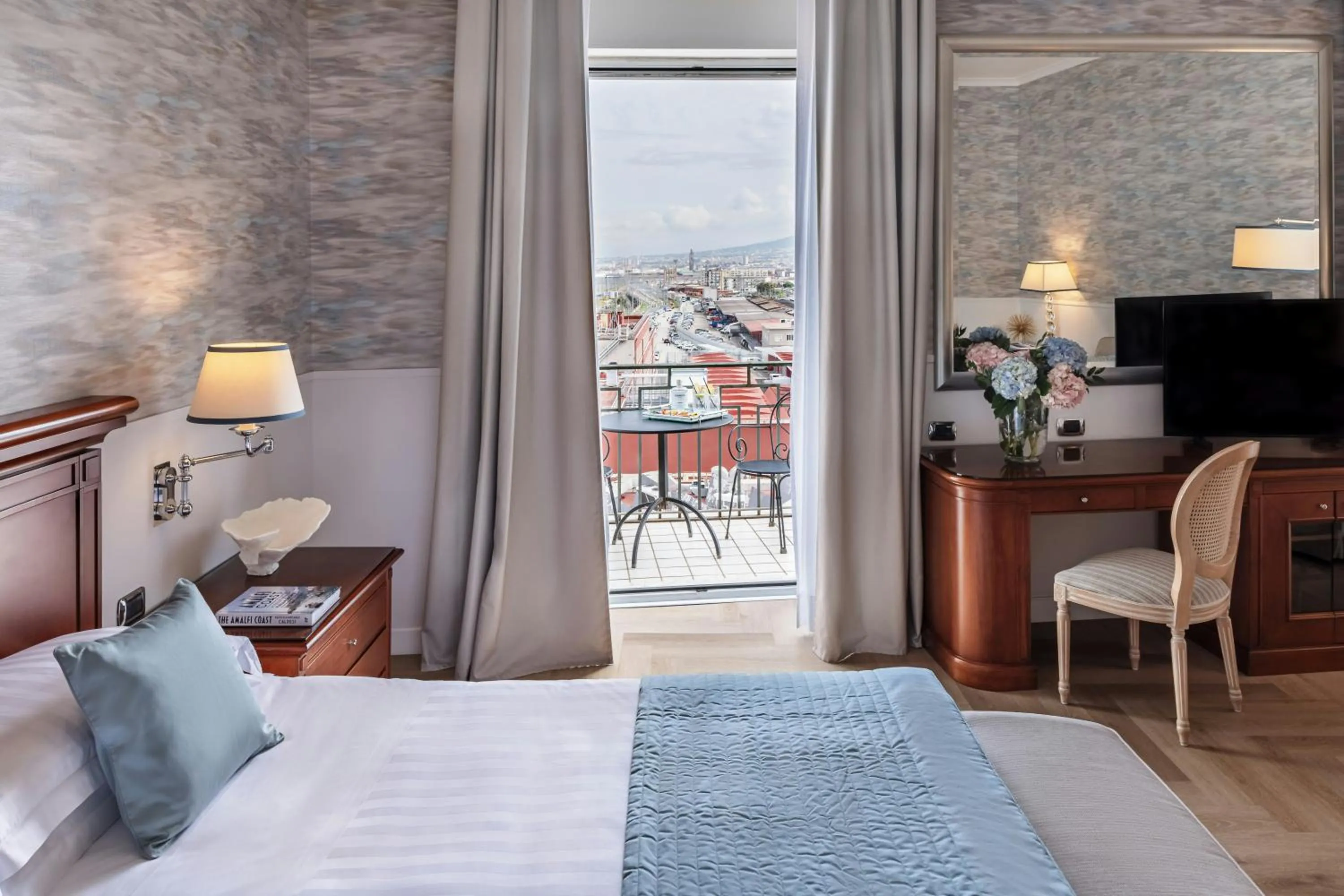 Junior Suite in Starhotels Terminus