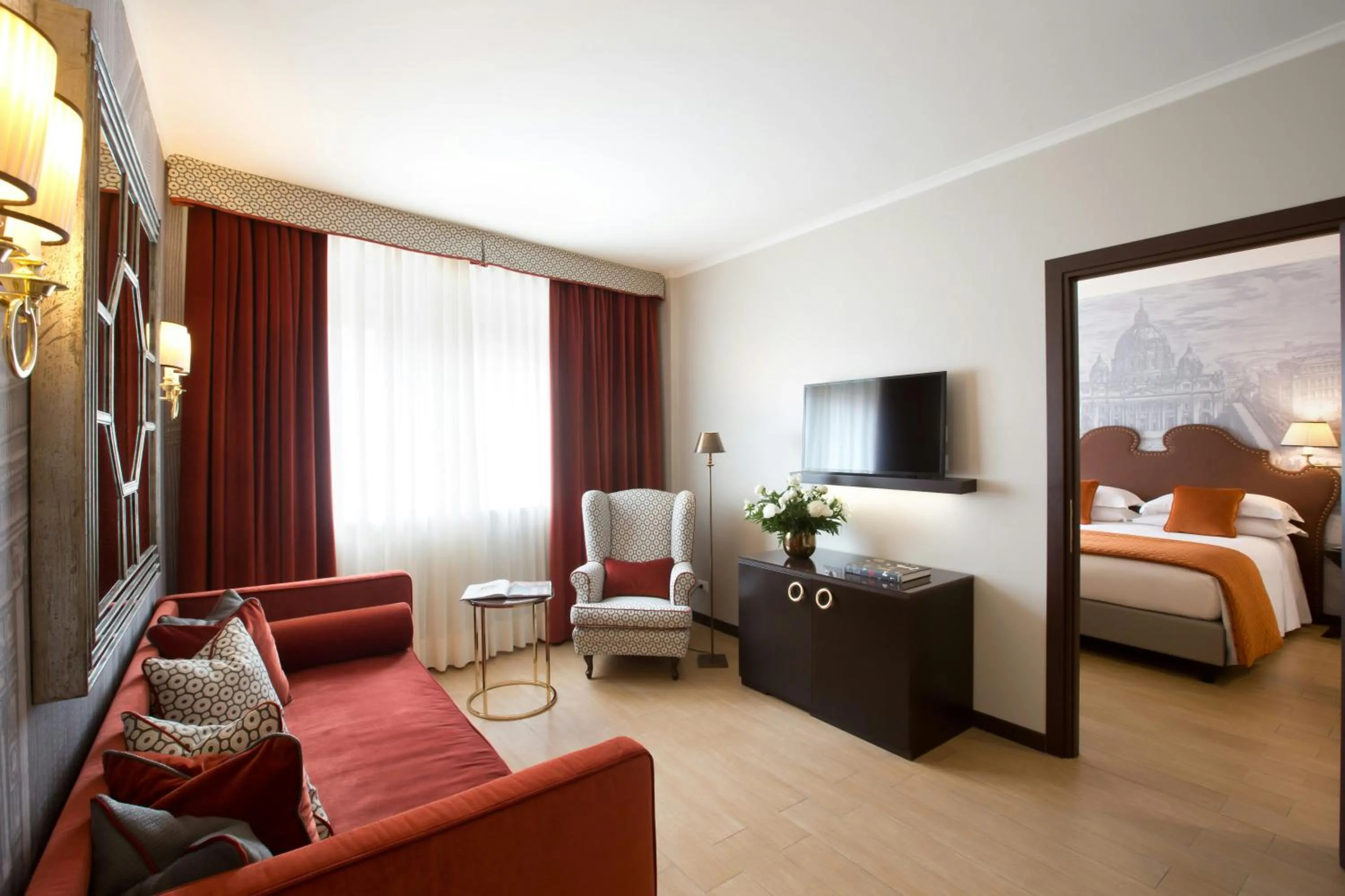 Suite in Starhotels Michelangelo Rome