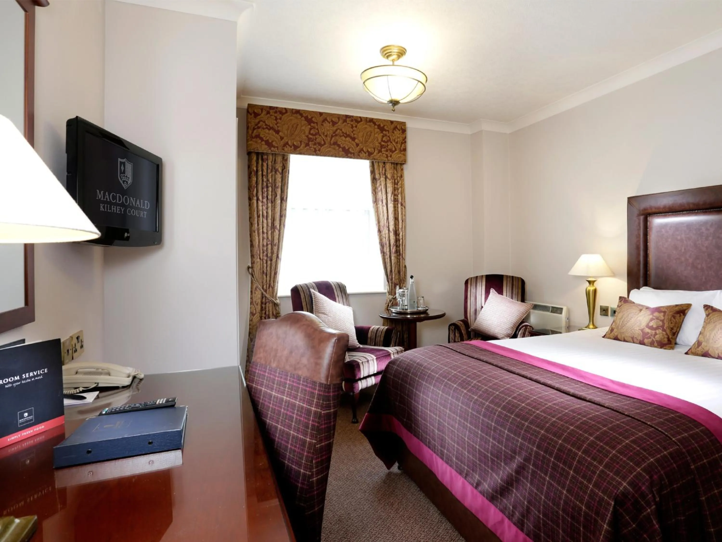 Classic Double Room in Macdonald Kilhey Court Hotel