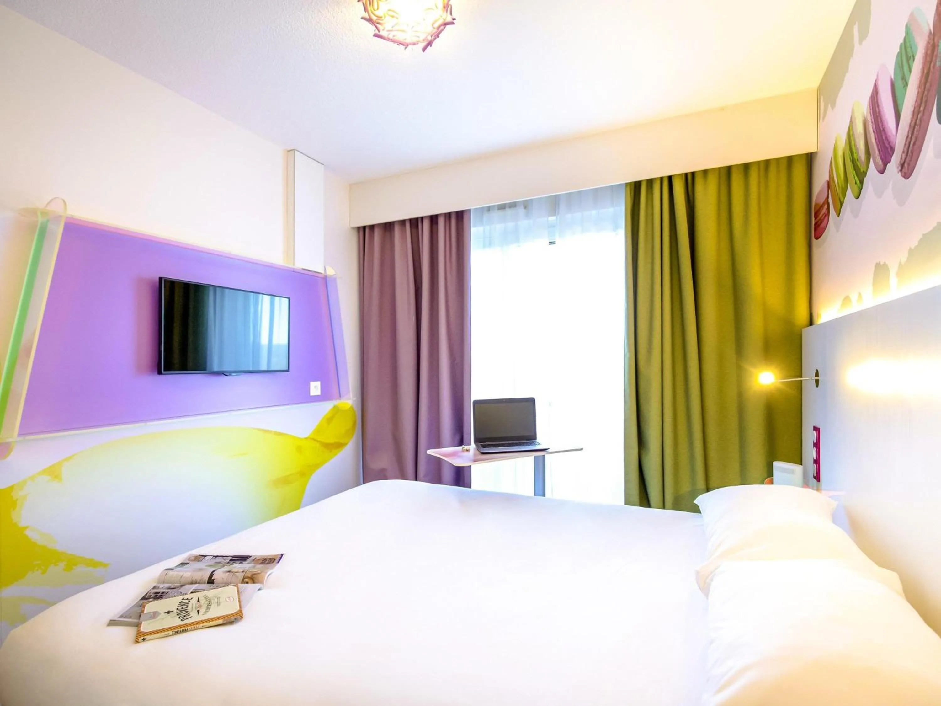Standard Double Room in ibis Styles Fréjus St Raphael