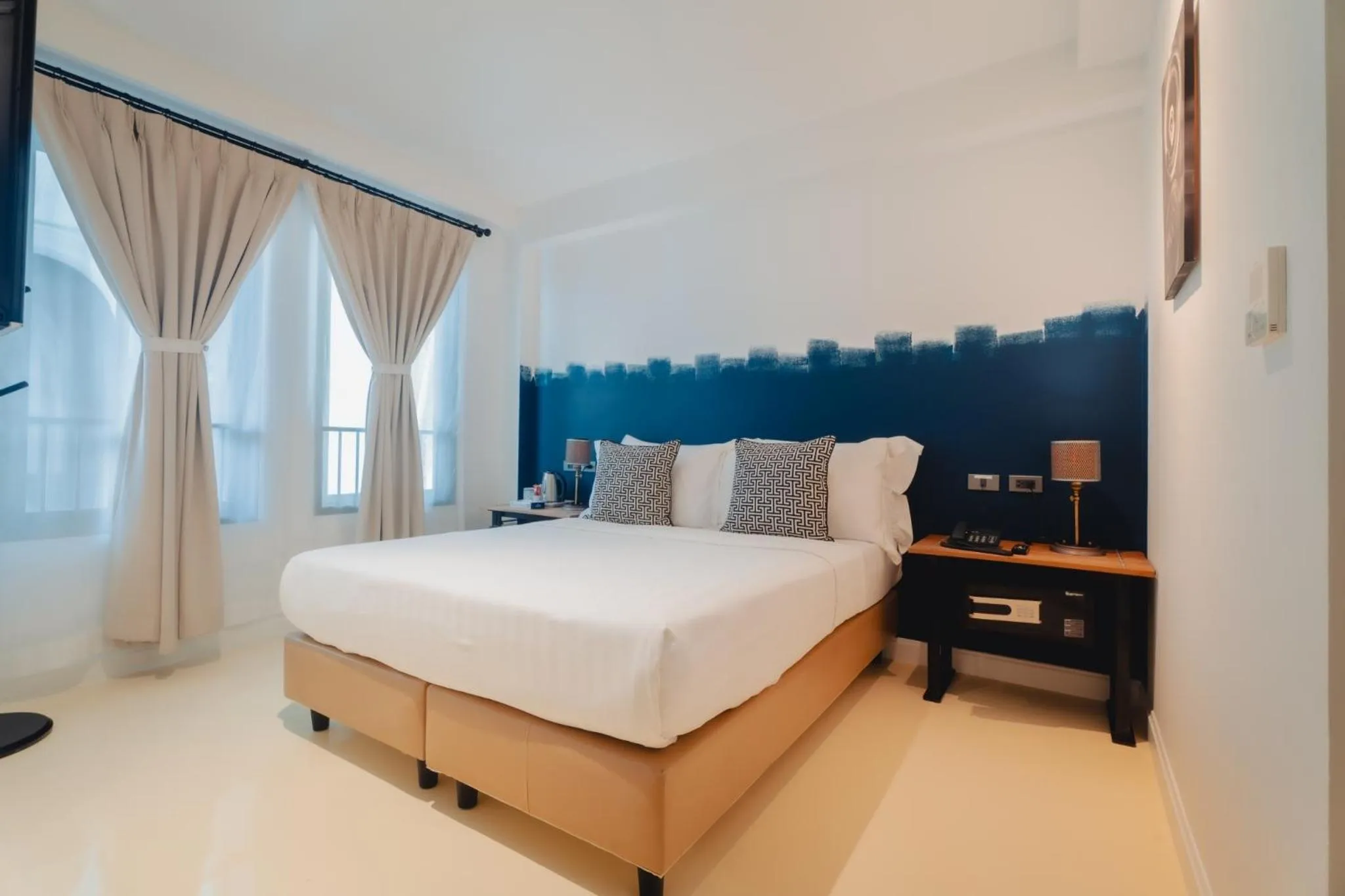 Standard Queen Room in Xinlor House - Phuket Old Town