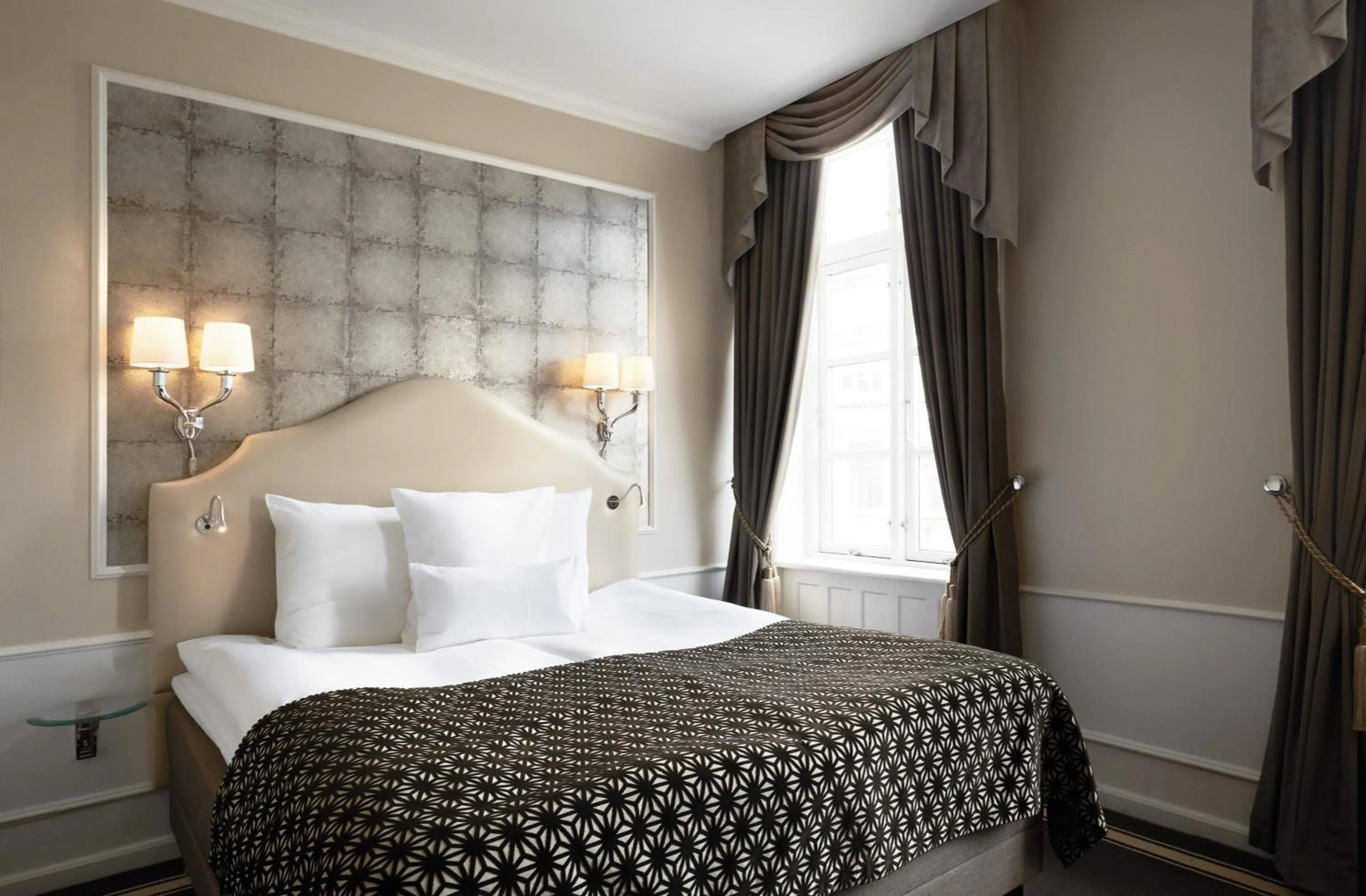 Standard Double Room in Phoenix Copenhagen