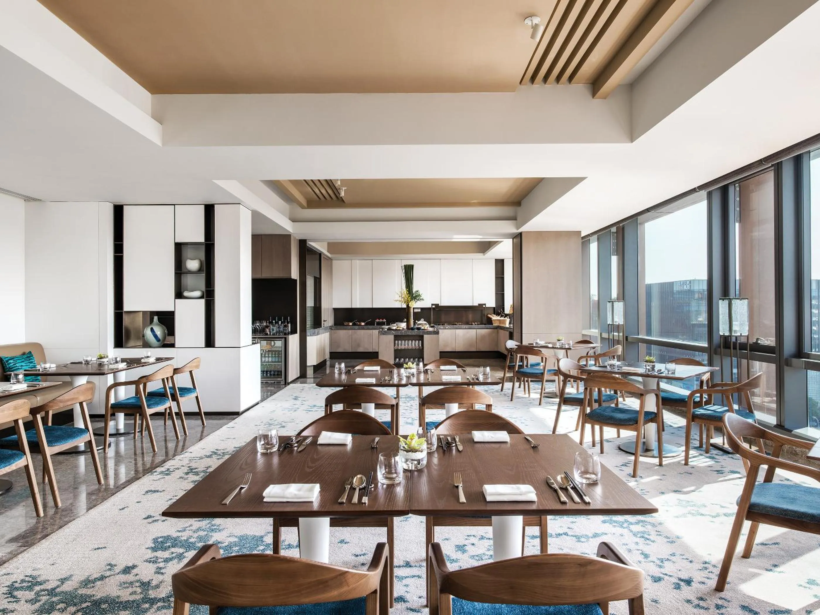 Club Executive Twin in Cordis Shanghai Hongqiao (Langham Hospitality Group)
