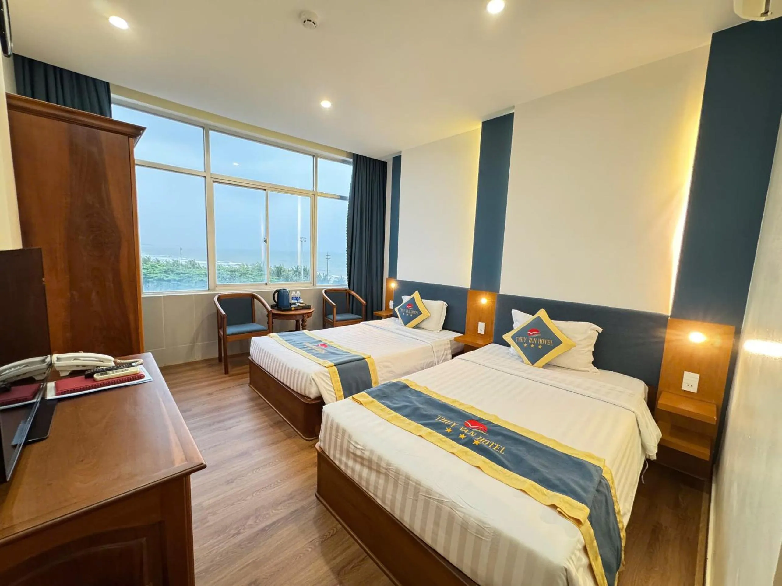 Standard Twin Room in Thuy Van Hotel