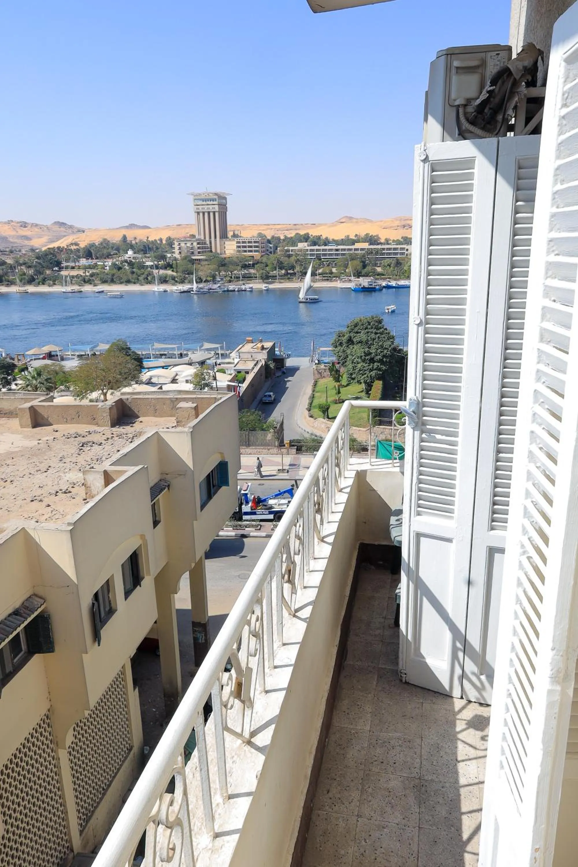 Deluxe Nile King Room - single occupancy in Hapi Hotel