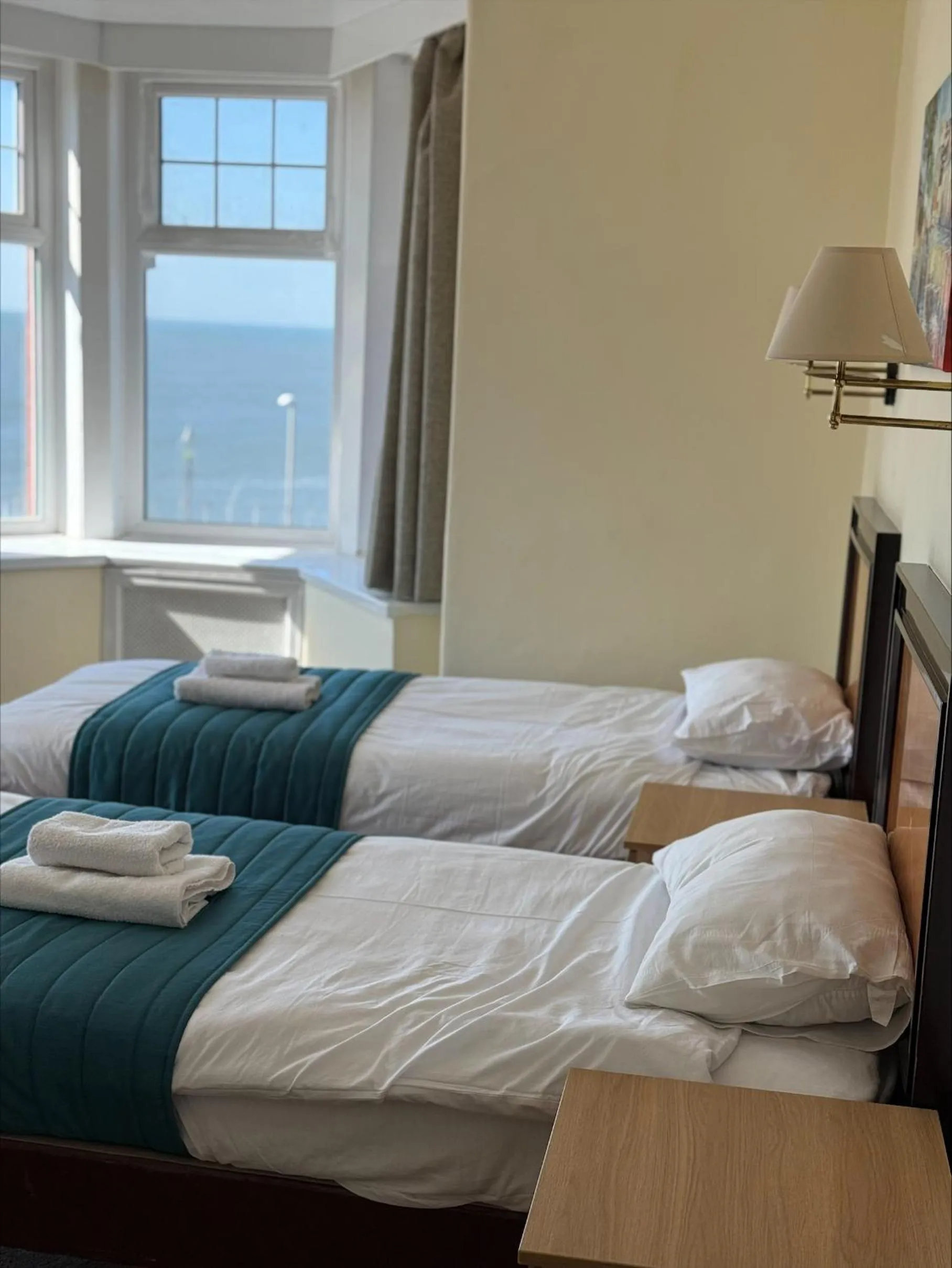 Twin Room with Sea View in The Savoy Hotel