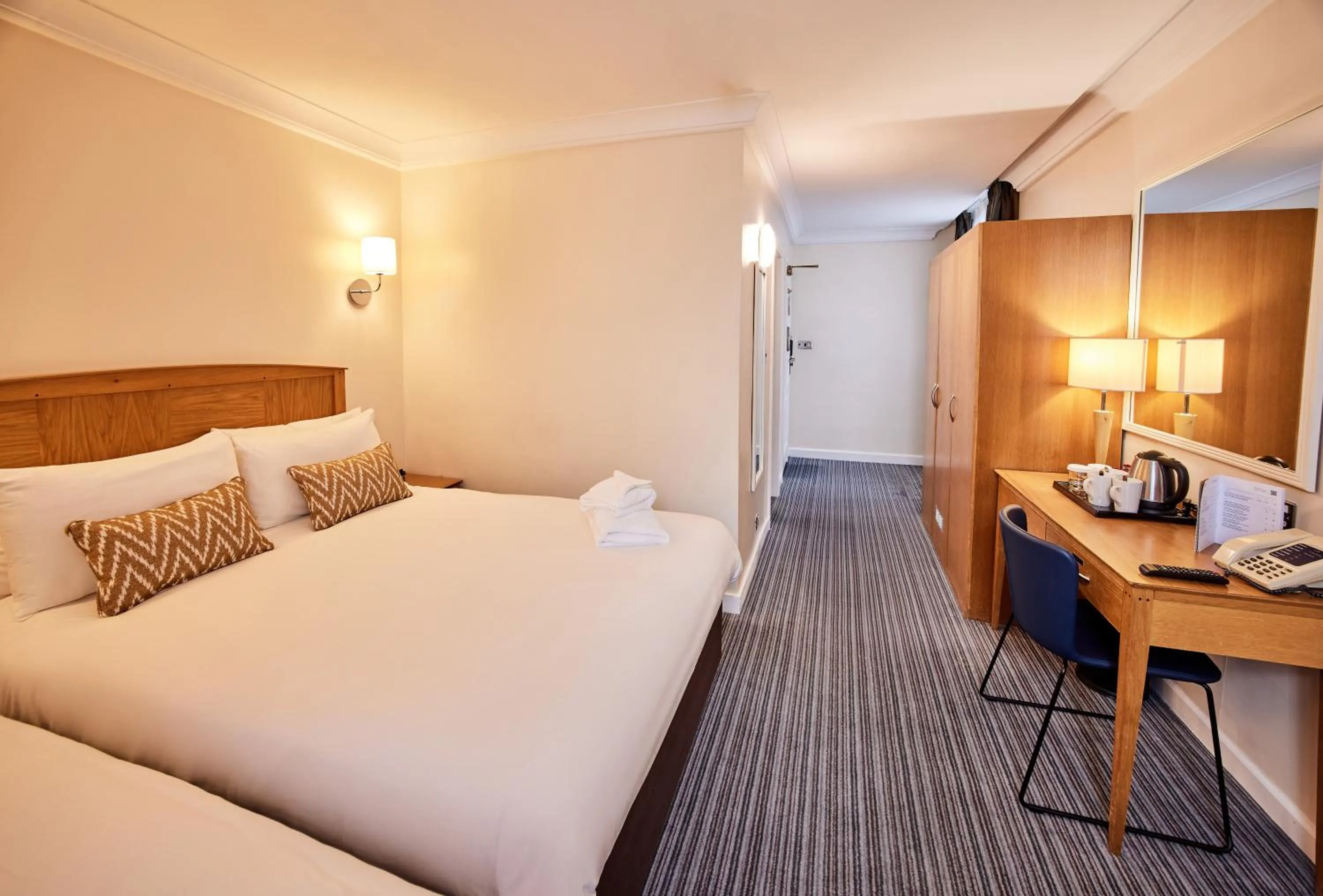 Family Room in Thistle London Heathrow Terminal 5