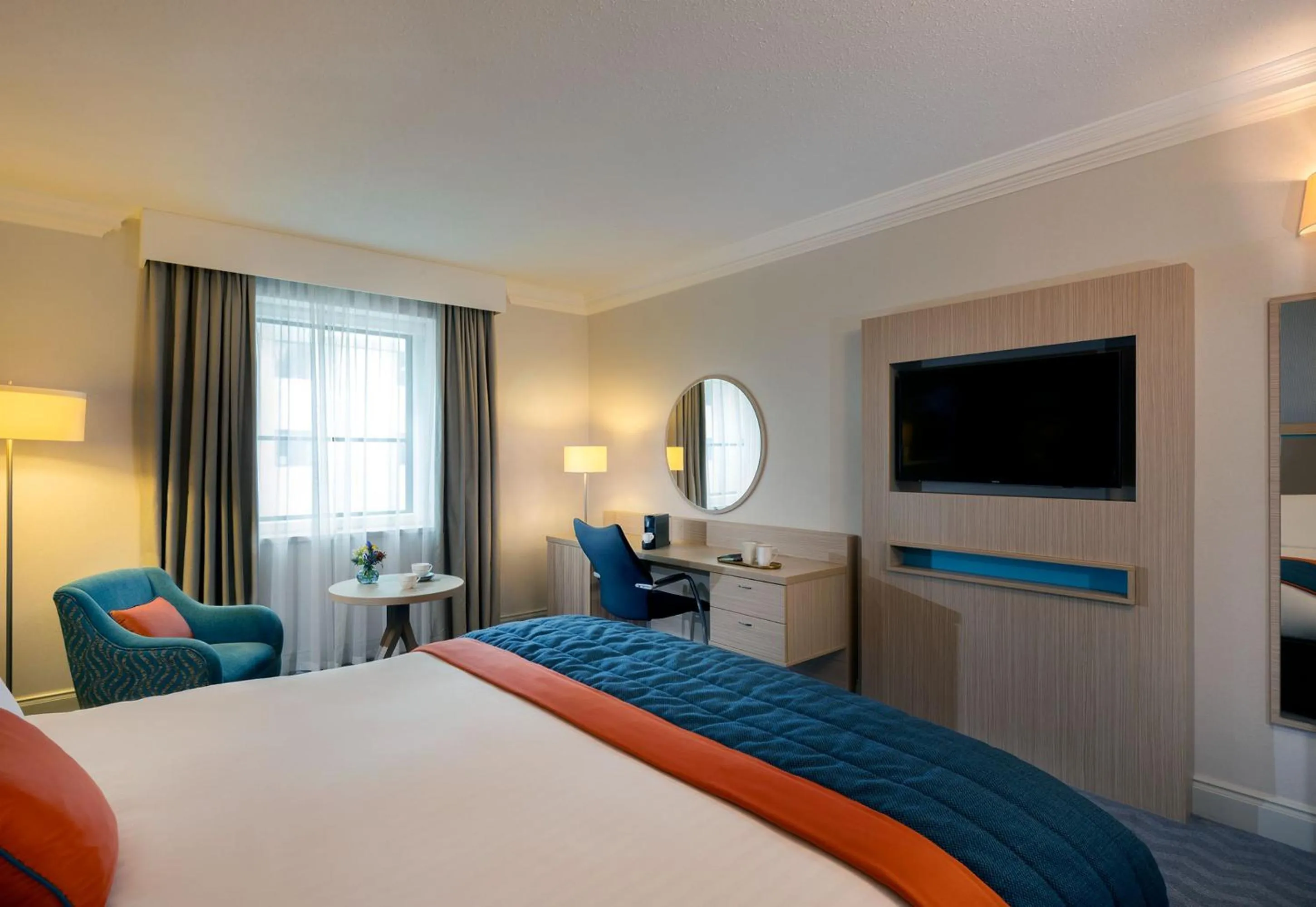 Superior King Room in Leonardo Royal Hotel Brighton Waterfront