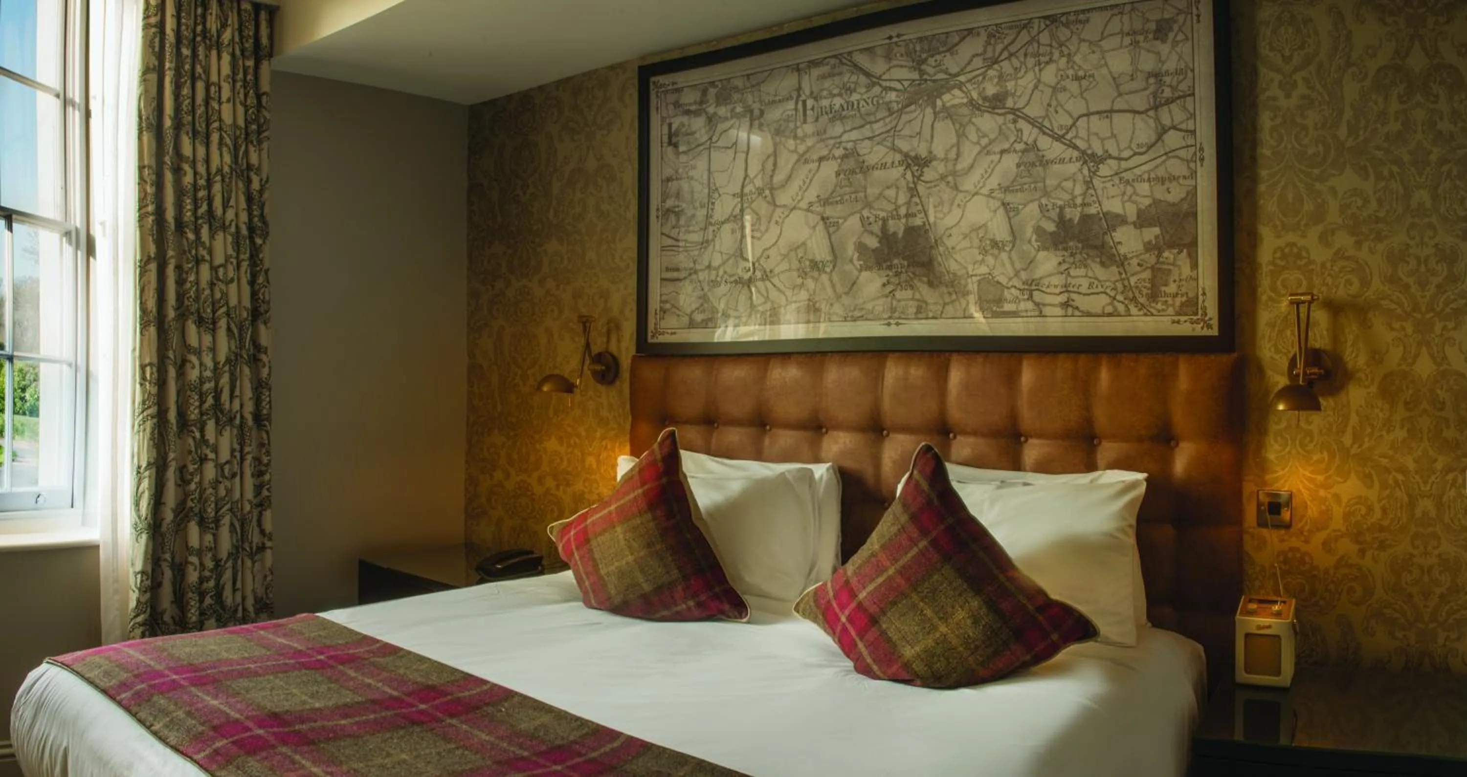 Mansion House Suite in De Vere Wokefield Estate