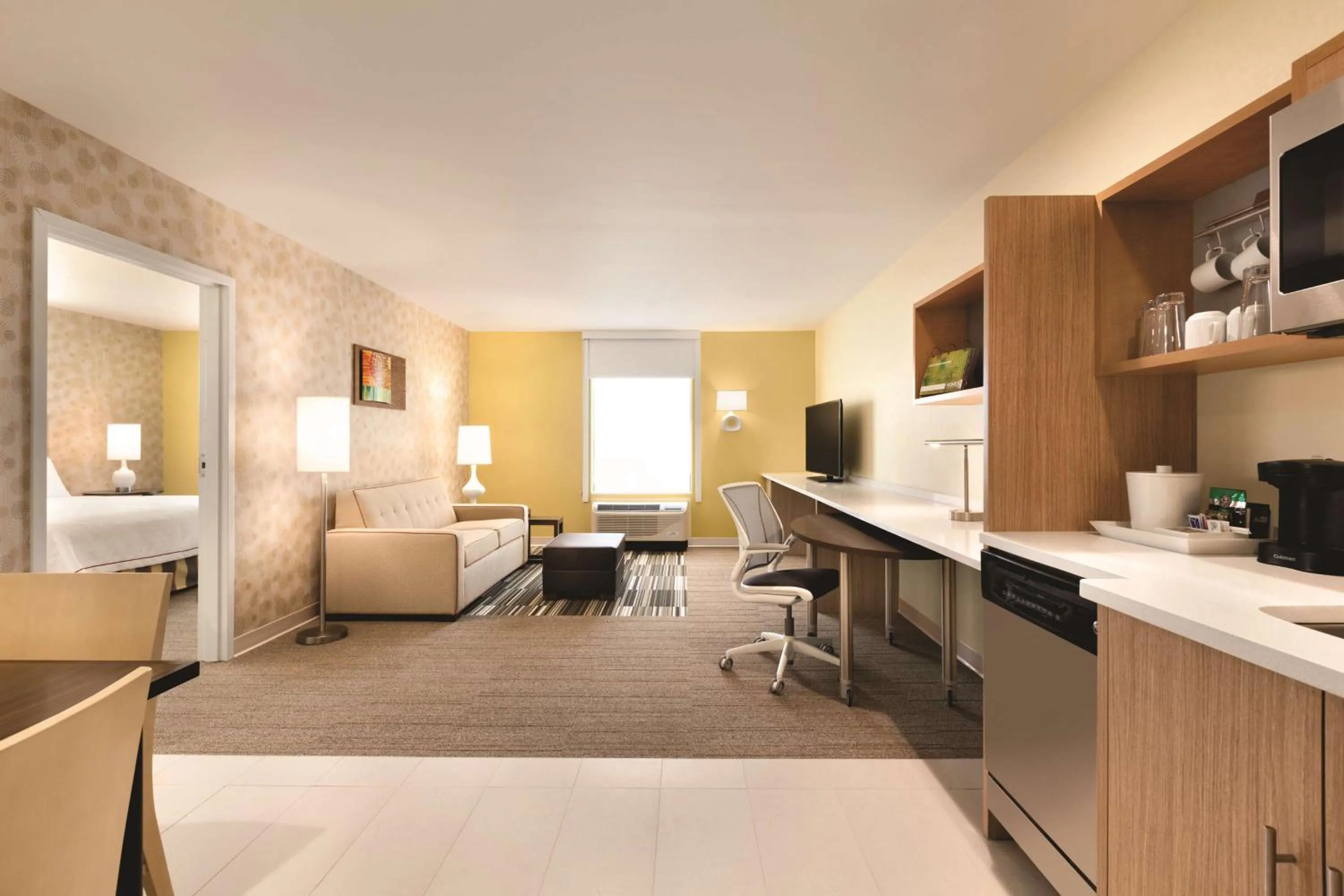 One-Bedroom King Suite - Non-Smoking in Home2 Suites By Hilton Phoenix-Tempe University Research Park