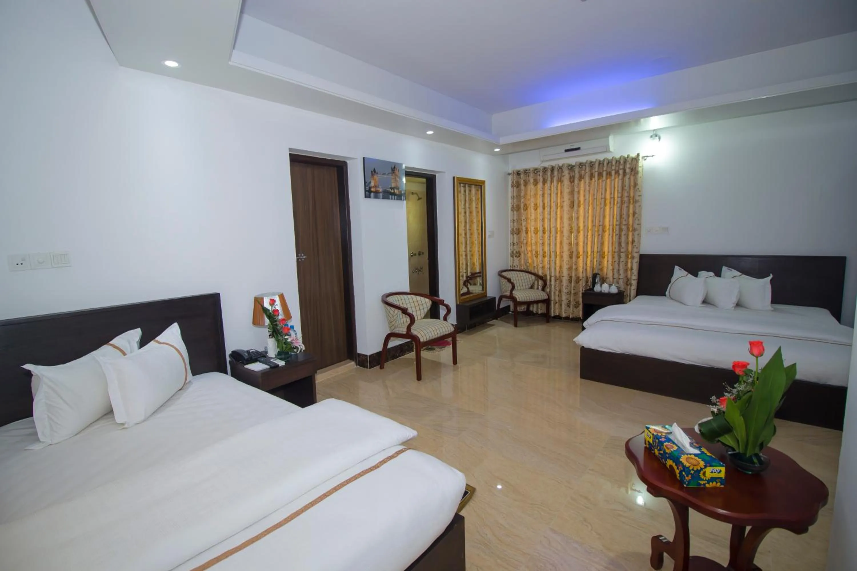 Deluxe Suite in Hotel Progati Inn Ltd.