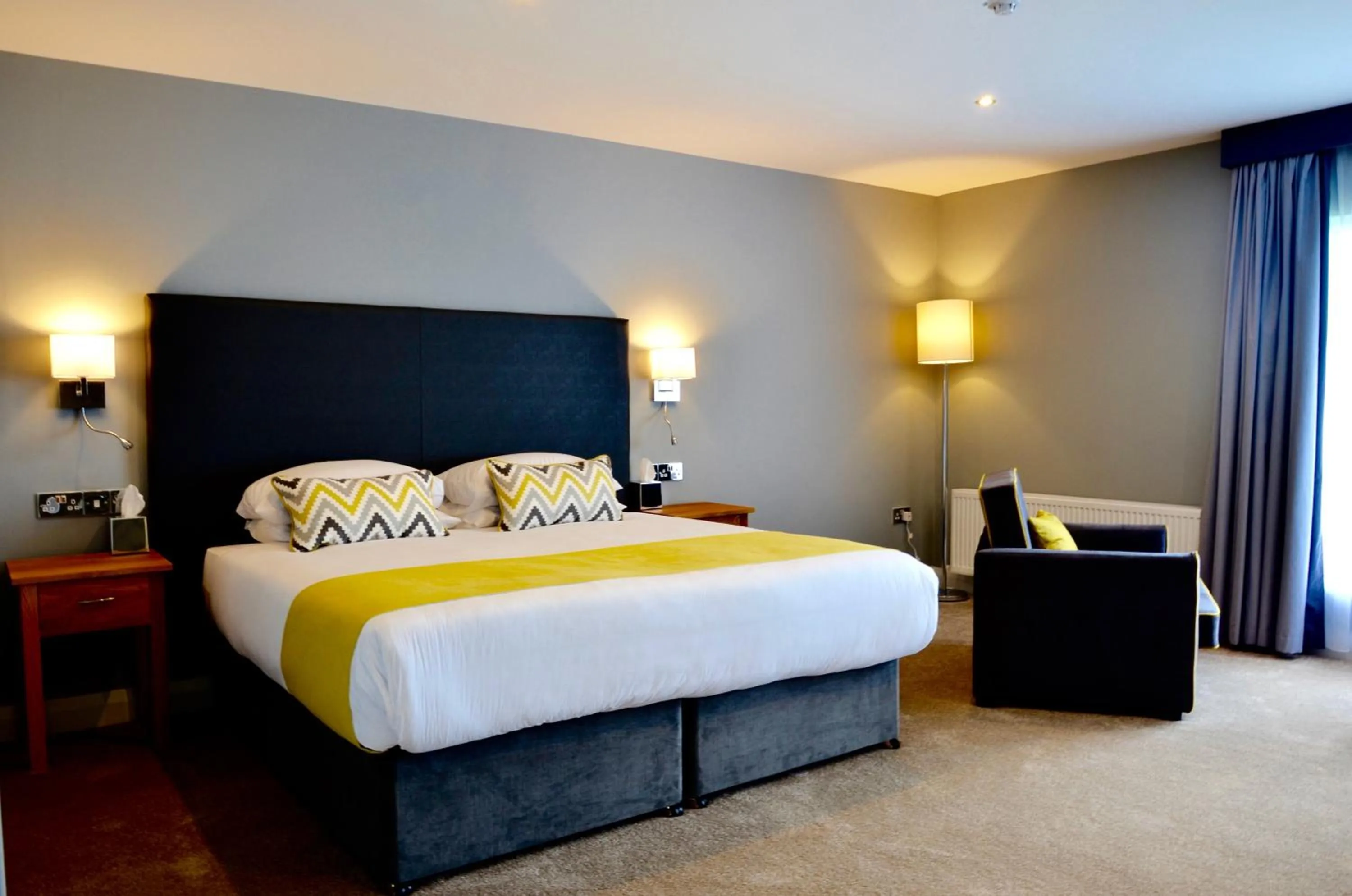 Deluxe Double Room with Sea View in Casey's Of Baltimore Collection