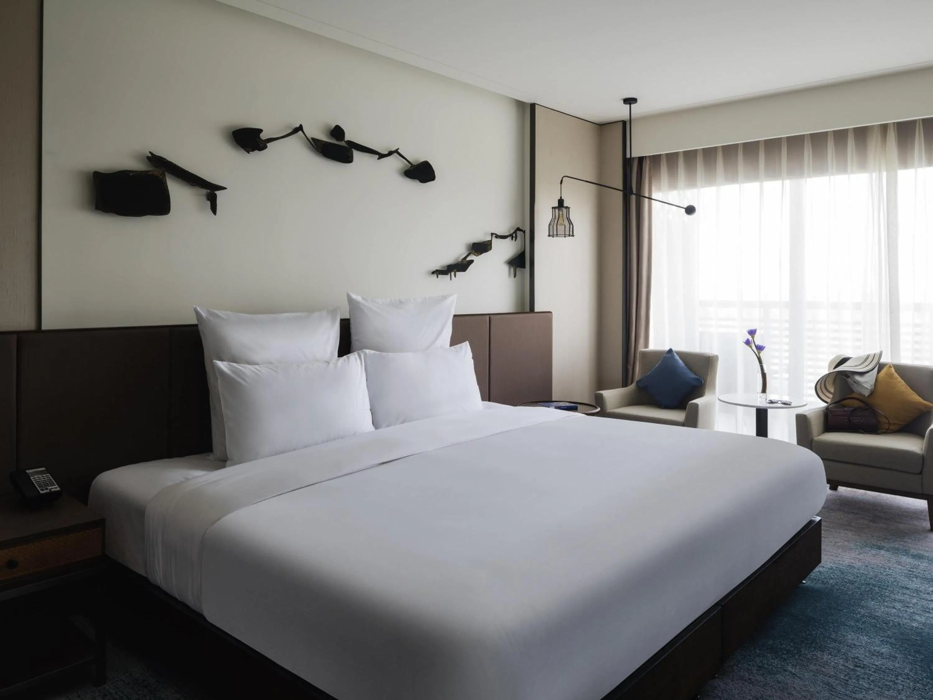 Deluxe Executive King Room with View in Pullman Zhouzhuang