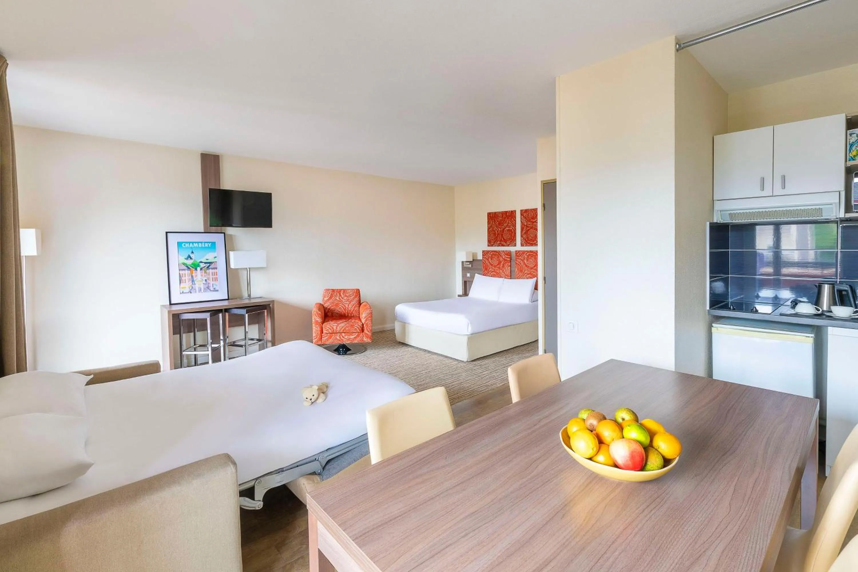 Family Room in Kyriad Chambéry Centre - Hôtel et Résidence