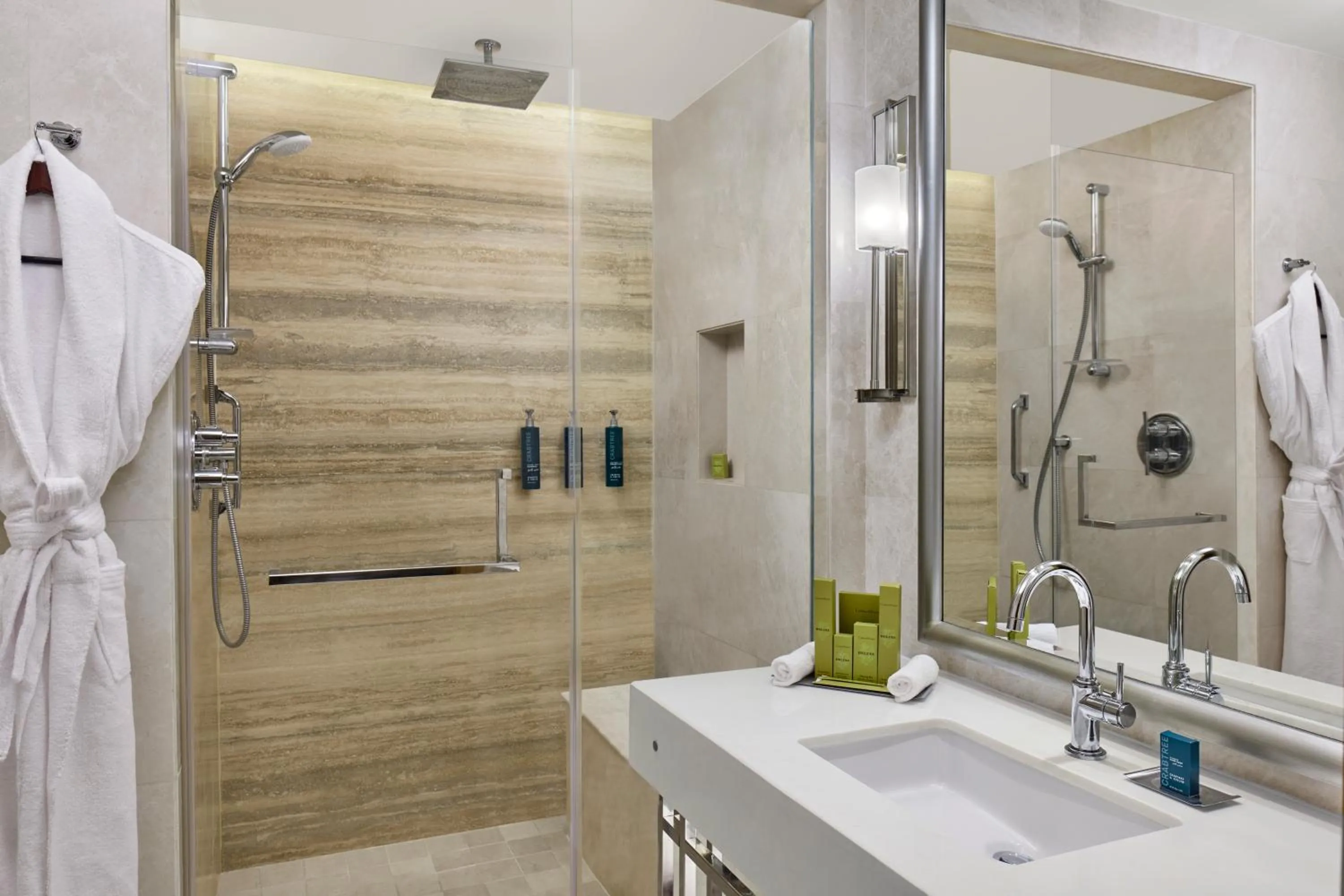 Executive Twin Room with Partial Haram view in Hilton Hotel & Convention Jabal Omar Makkah