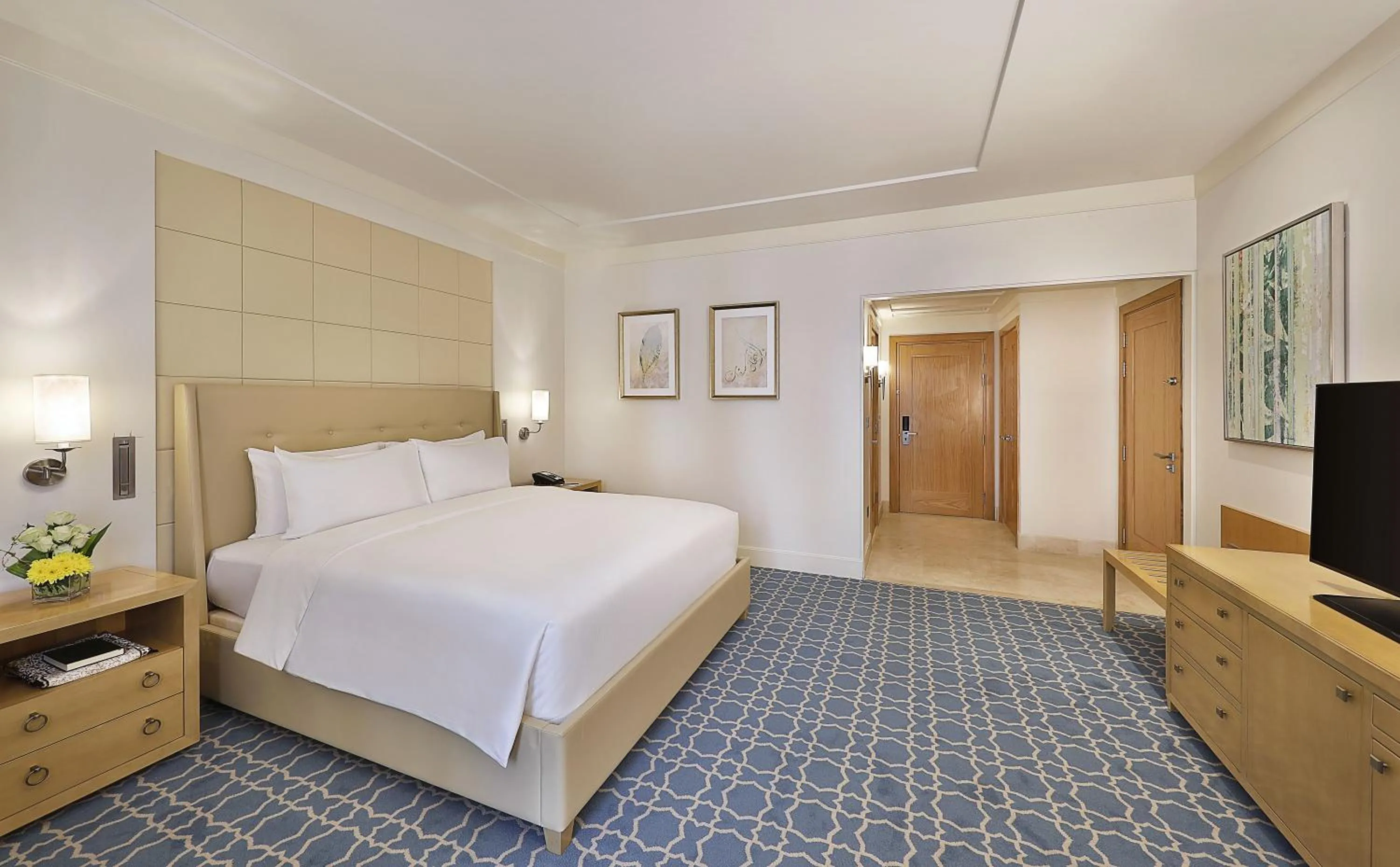 Queen Room - Disability Access in Hilton Hotel & Convention Jabal Omar Makkah