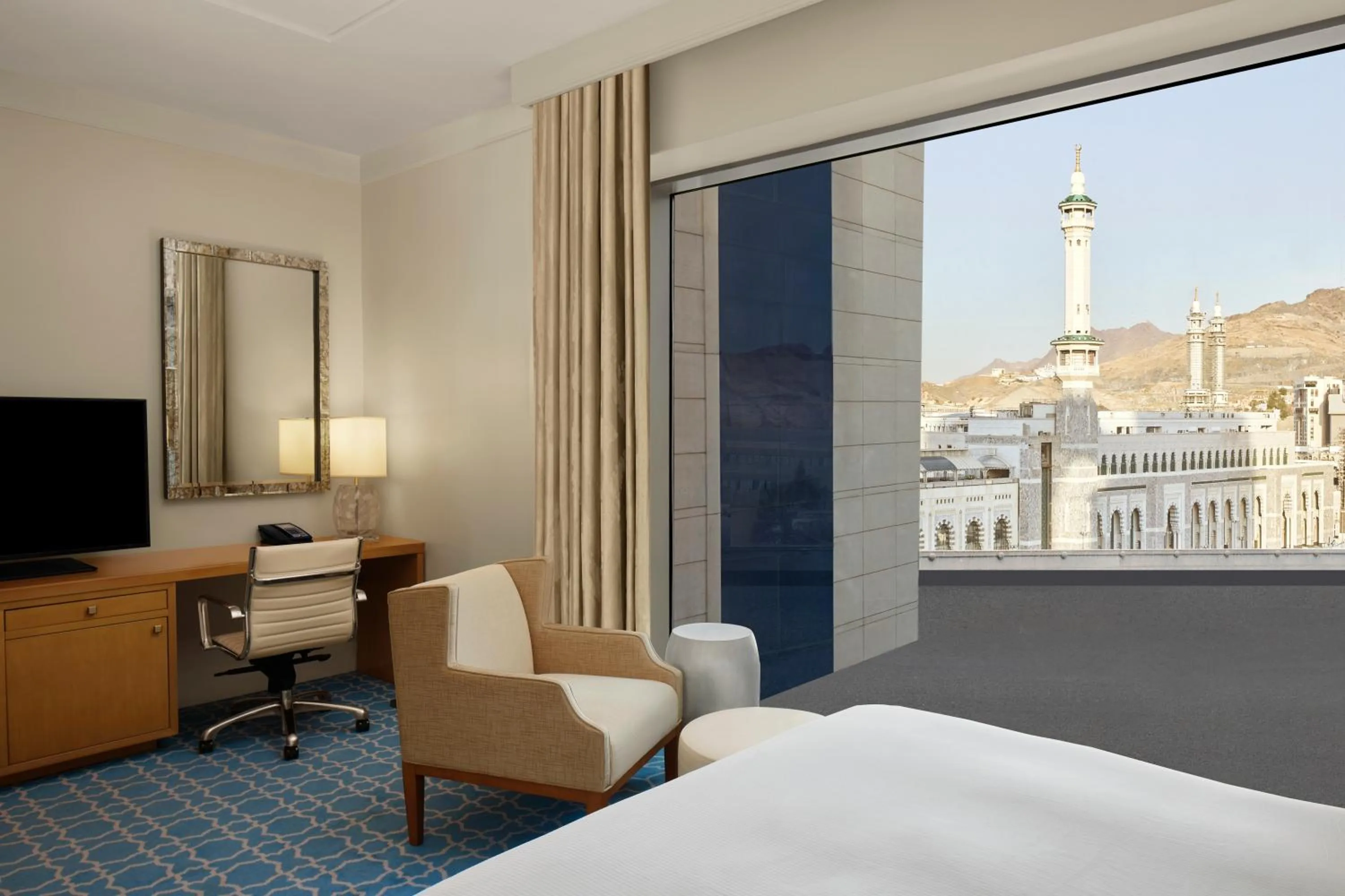 Executive King Suite with Haram View in Hilton Hotel & Convention Jabal Omar Makkah