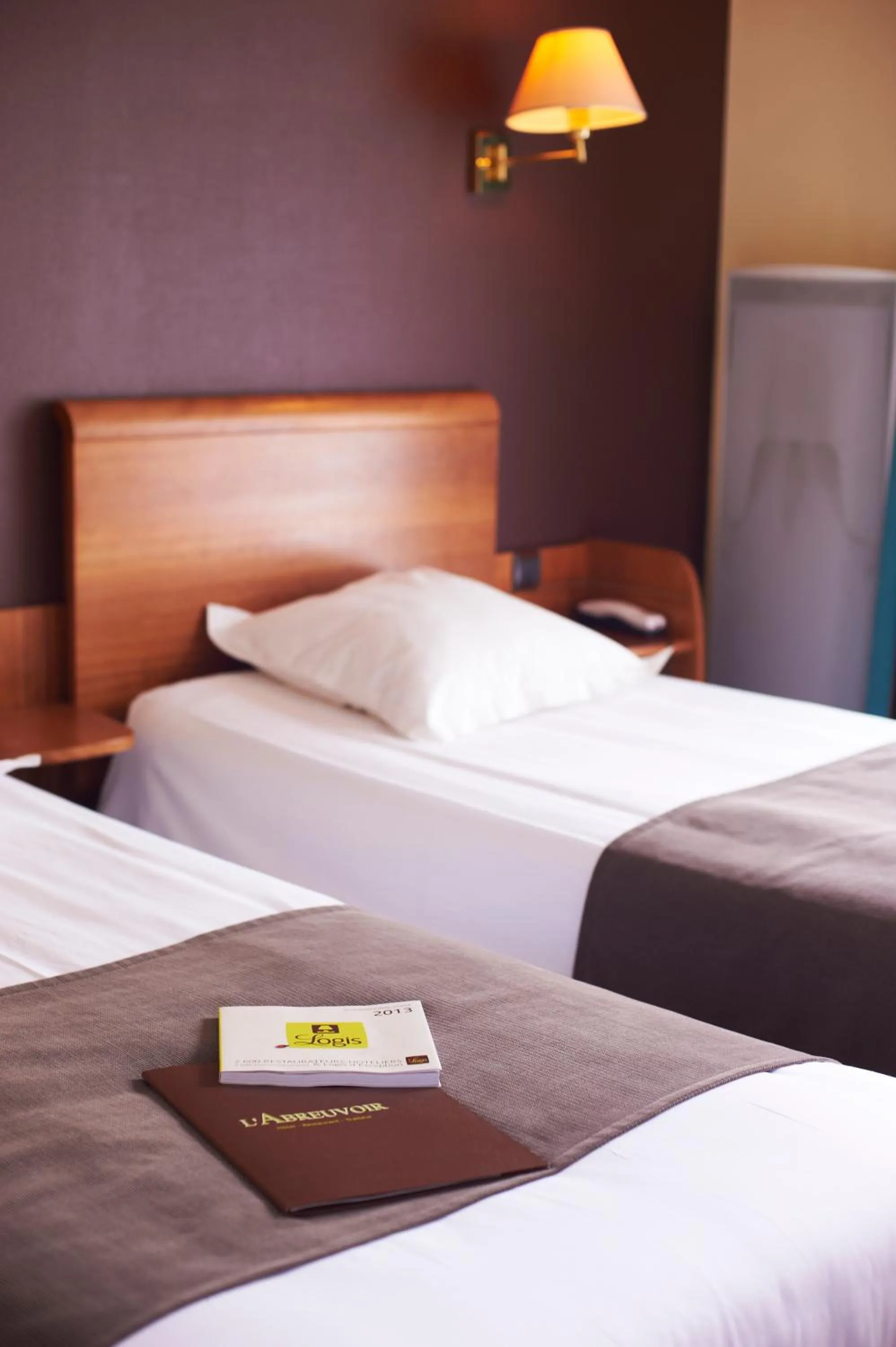 Twin Room - Disability Access in Logis L'Abreuvoir