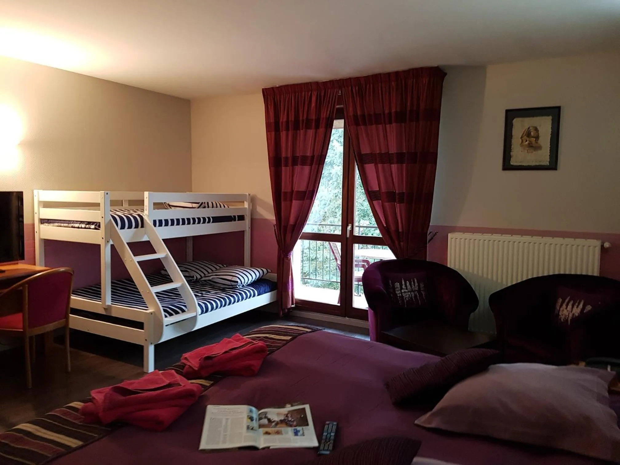 Family Room with Balcony in Relais Vosgien - Hôtel Restaurant "la Table de Sophia"