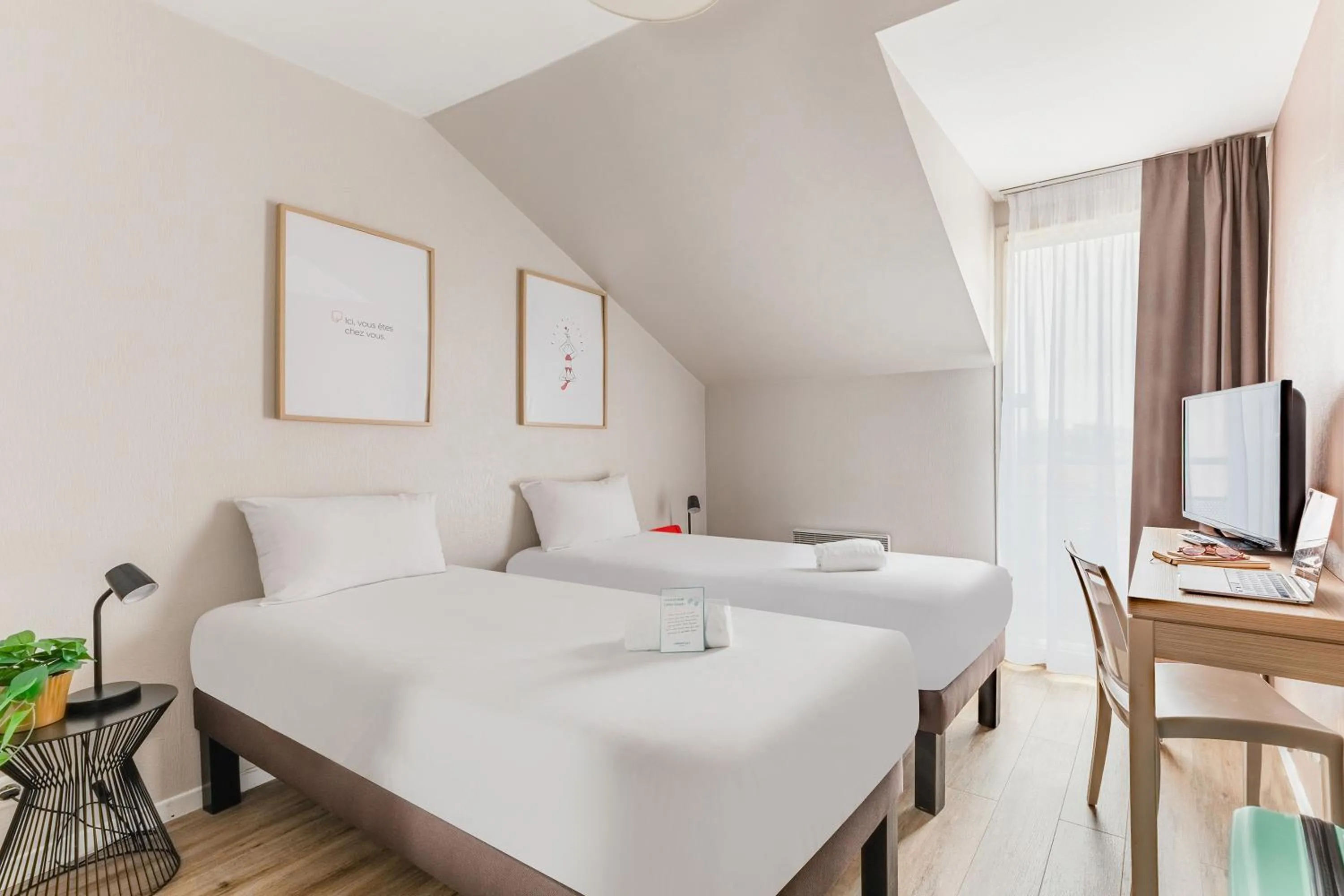 Twin Studio in Appart'City Classic Nantes Quais de Loire