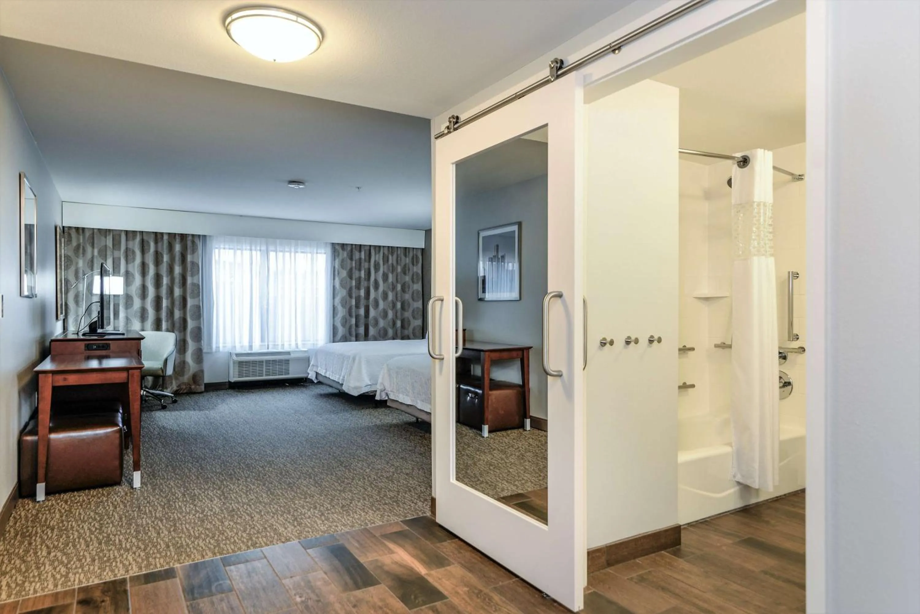 Queen Room with Two Queen Beds - Mobility Access/Non-Smoking in Hampton Inn Brighton Mi