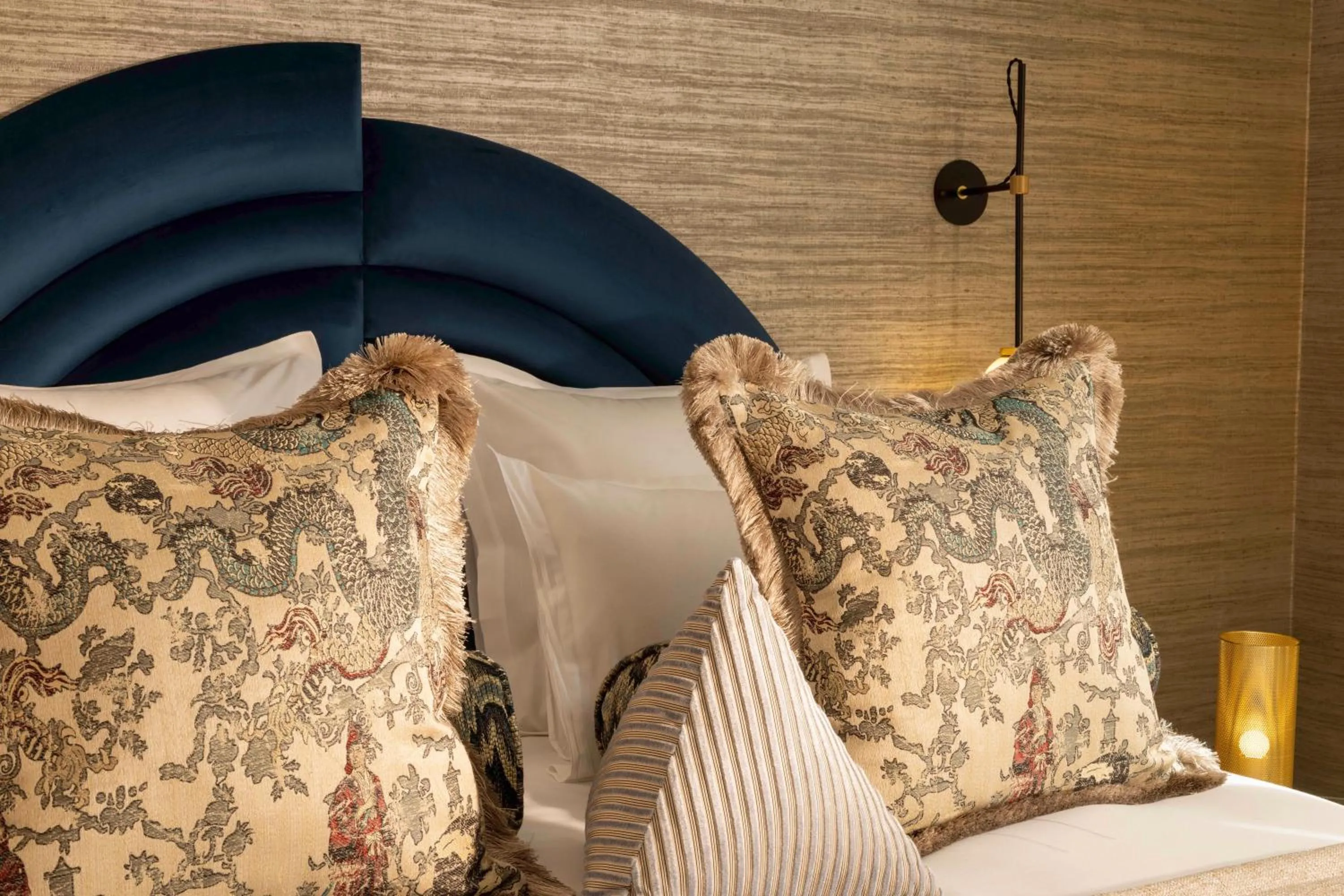 Chambres Adjacentes in Hôtel l'Inattendu