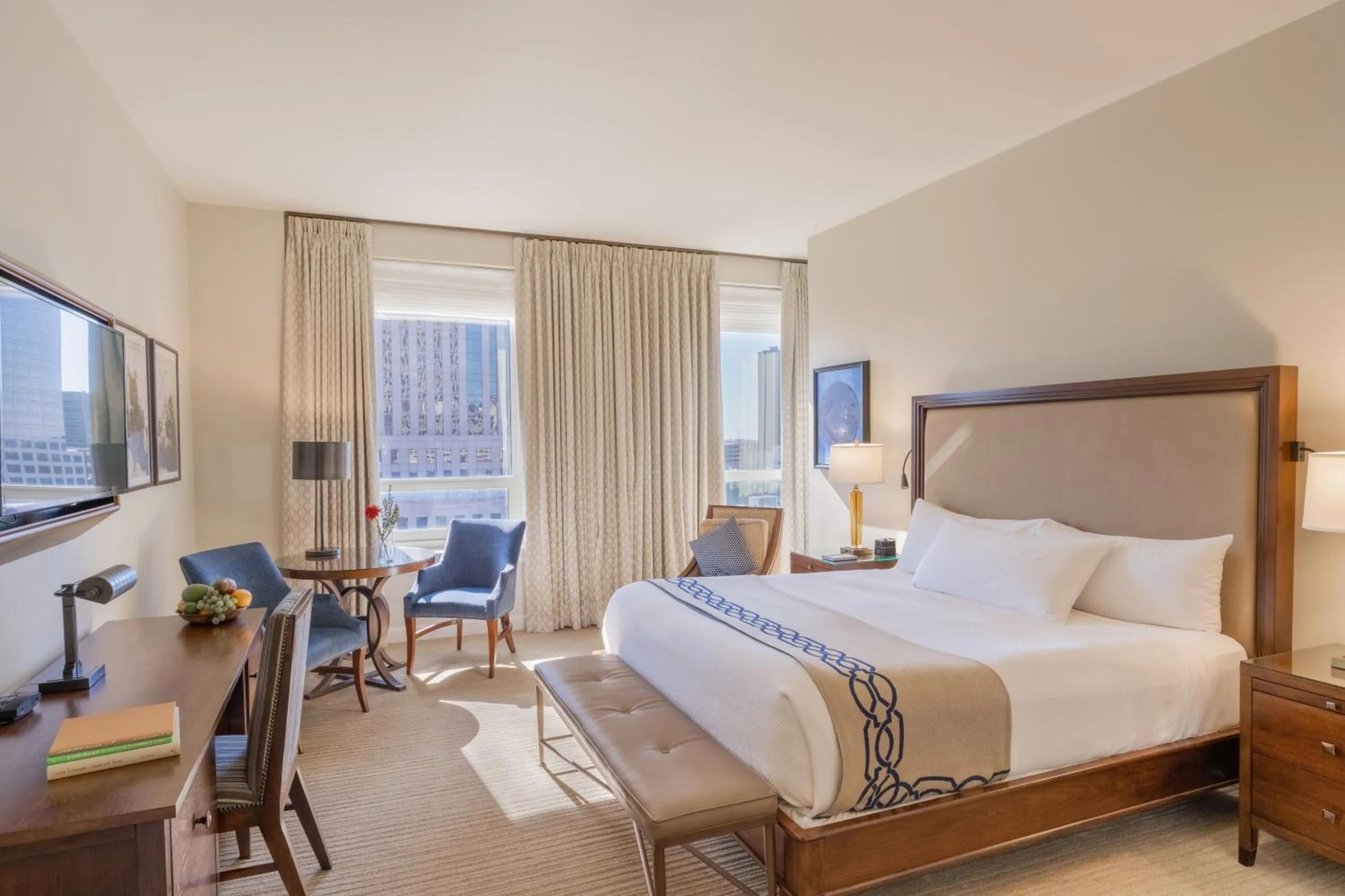 Deluxe Suite with King Bed  in NOPSI Hotel New Orleans