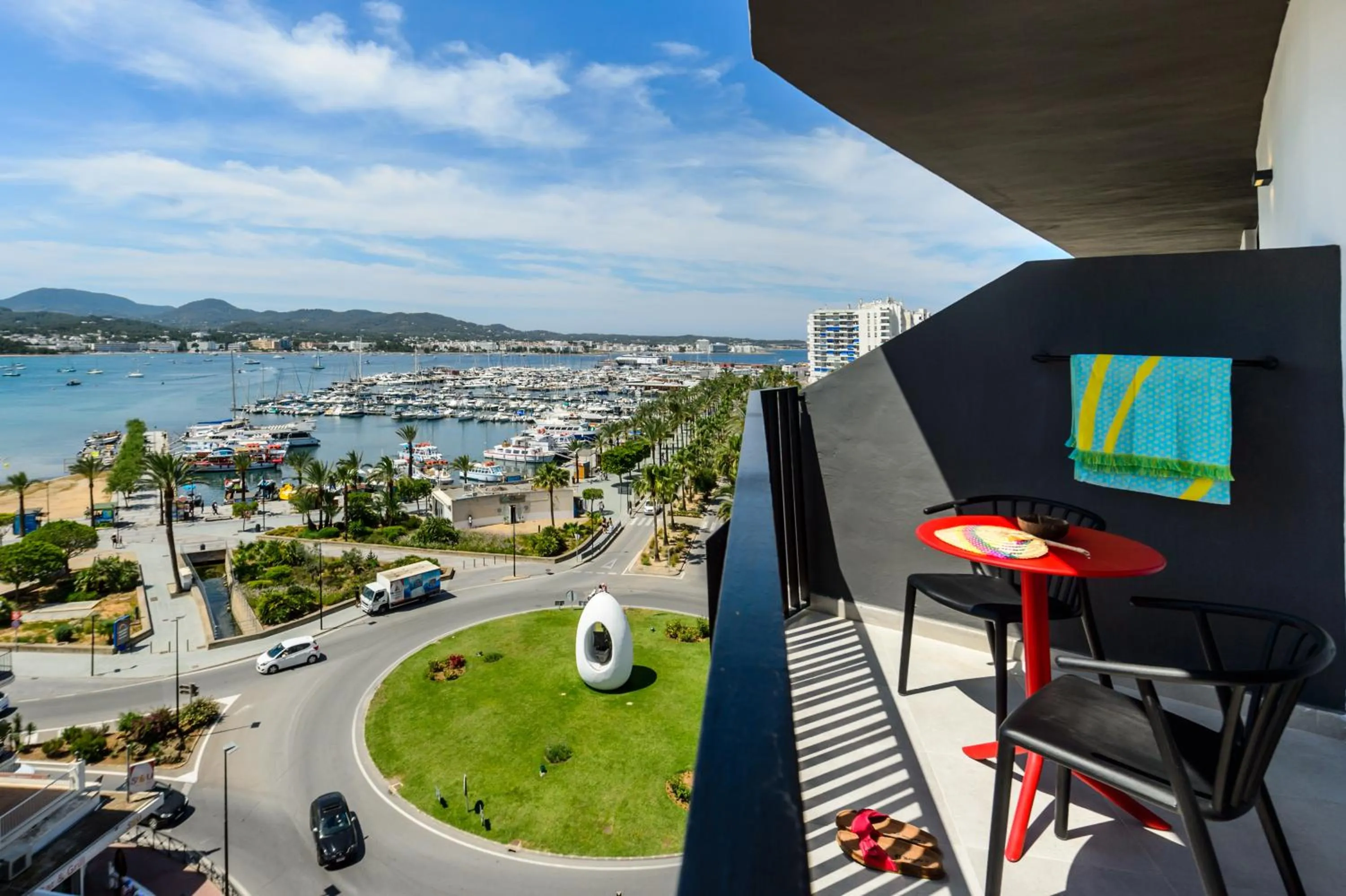 Twin Room with Lateral Sea View - single occupancy in Hotel Vibra District - Adults Only