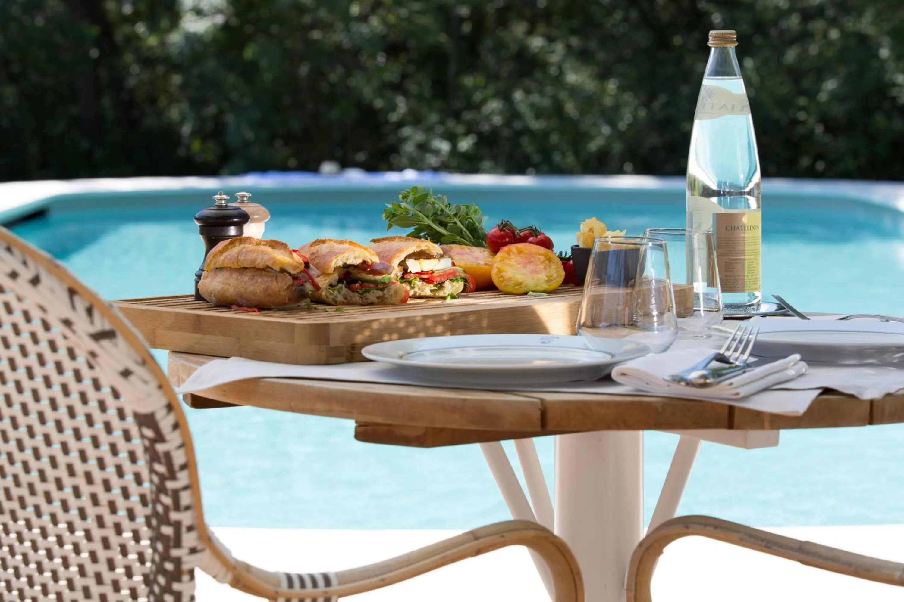 Patio in Château de Fonscolombe - Relais & Châteaux