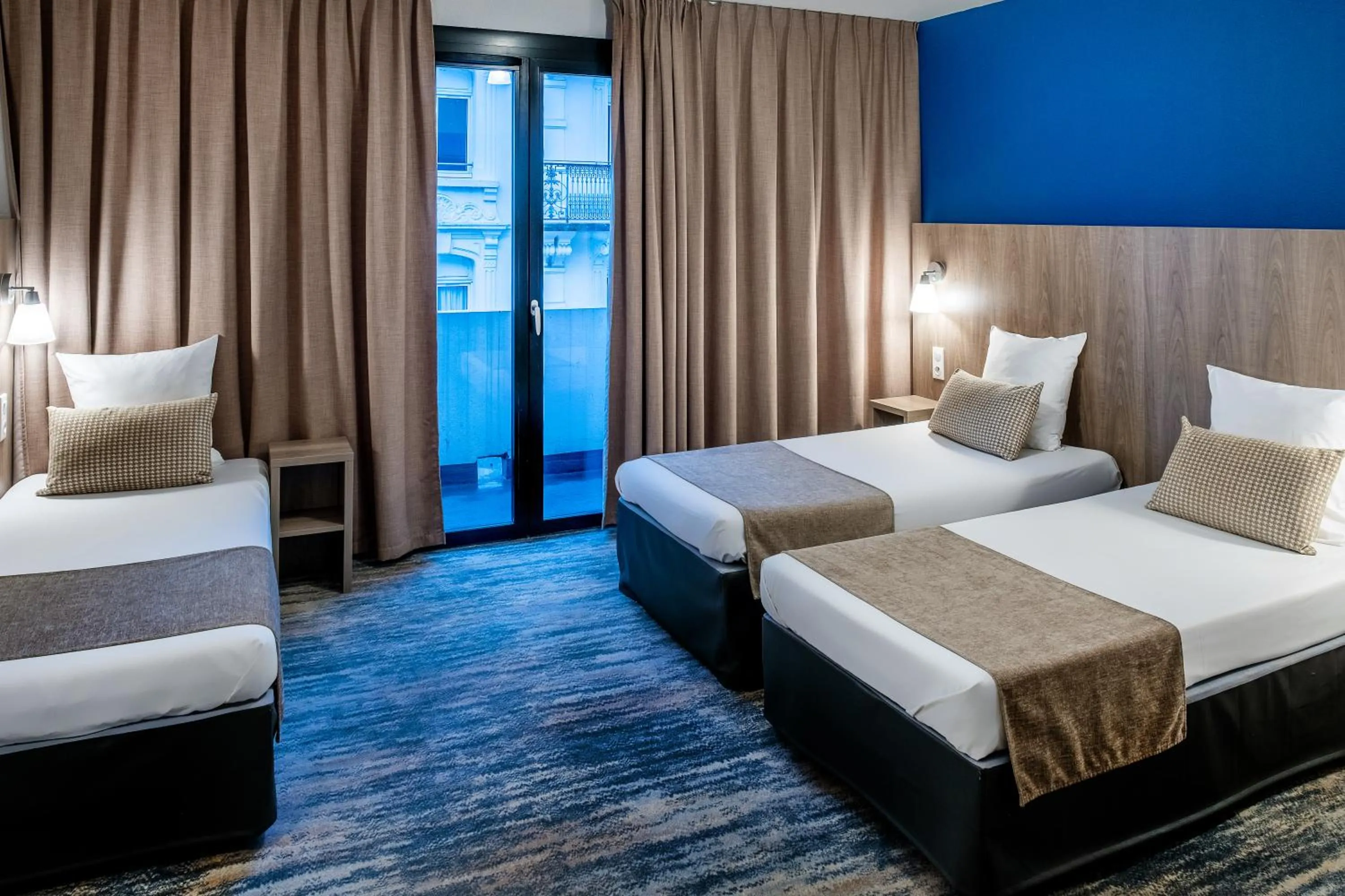 Triple Room with Balcony in Hôtel Panorama