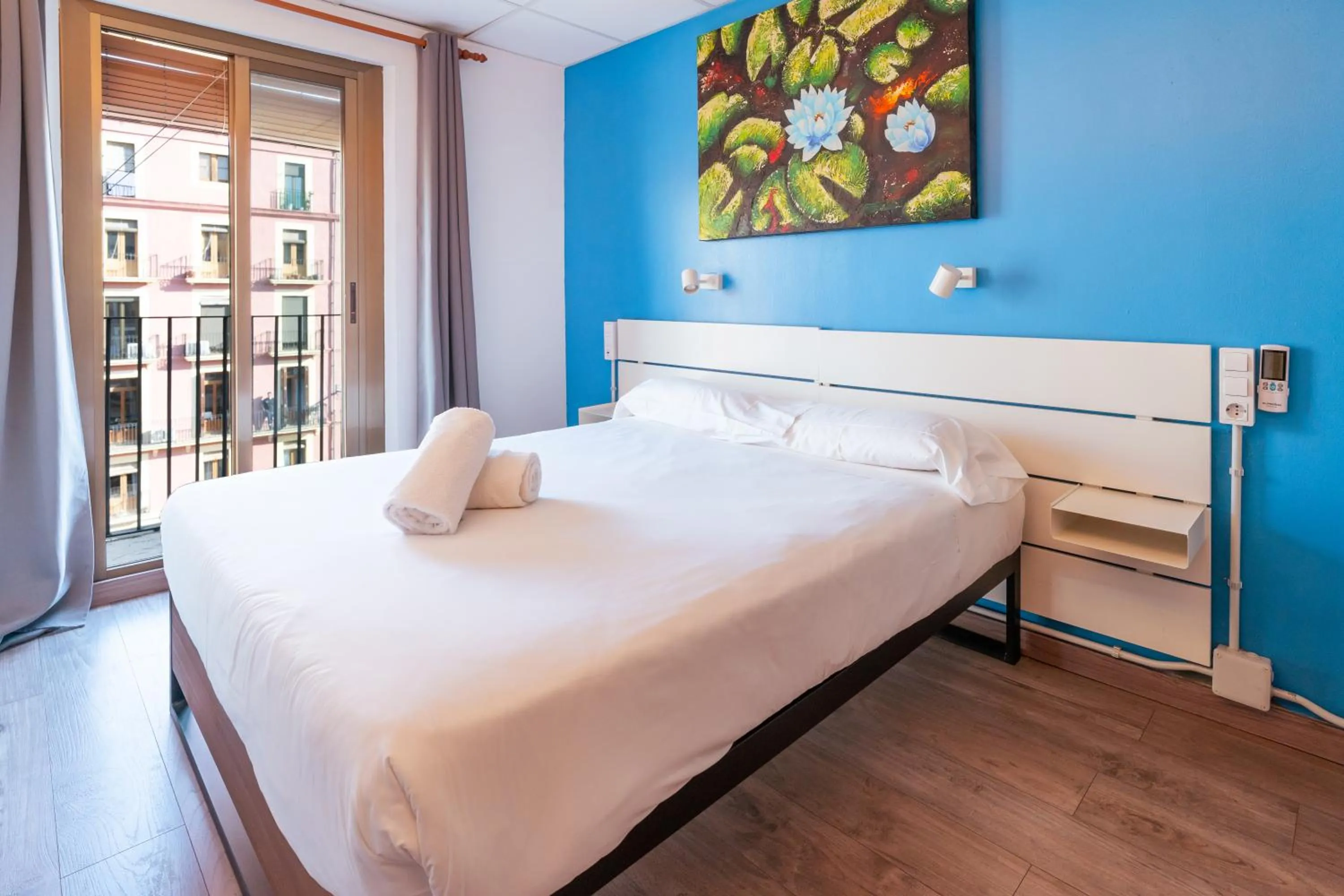 Double Room with Balcony in Forum Tarragona