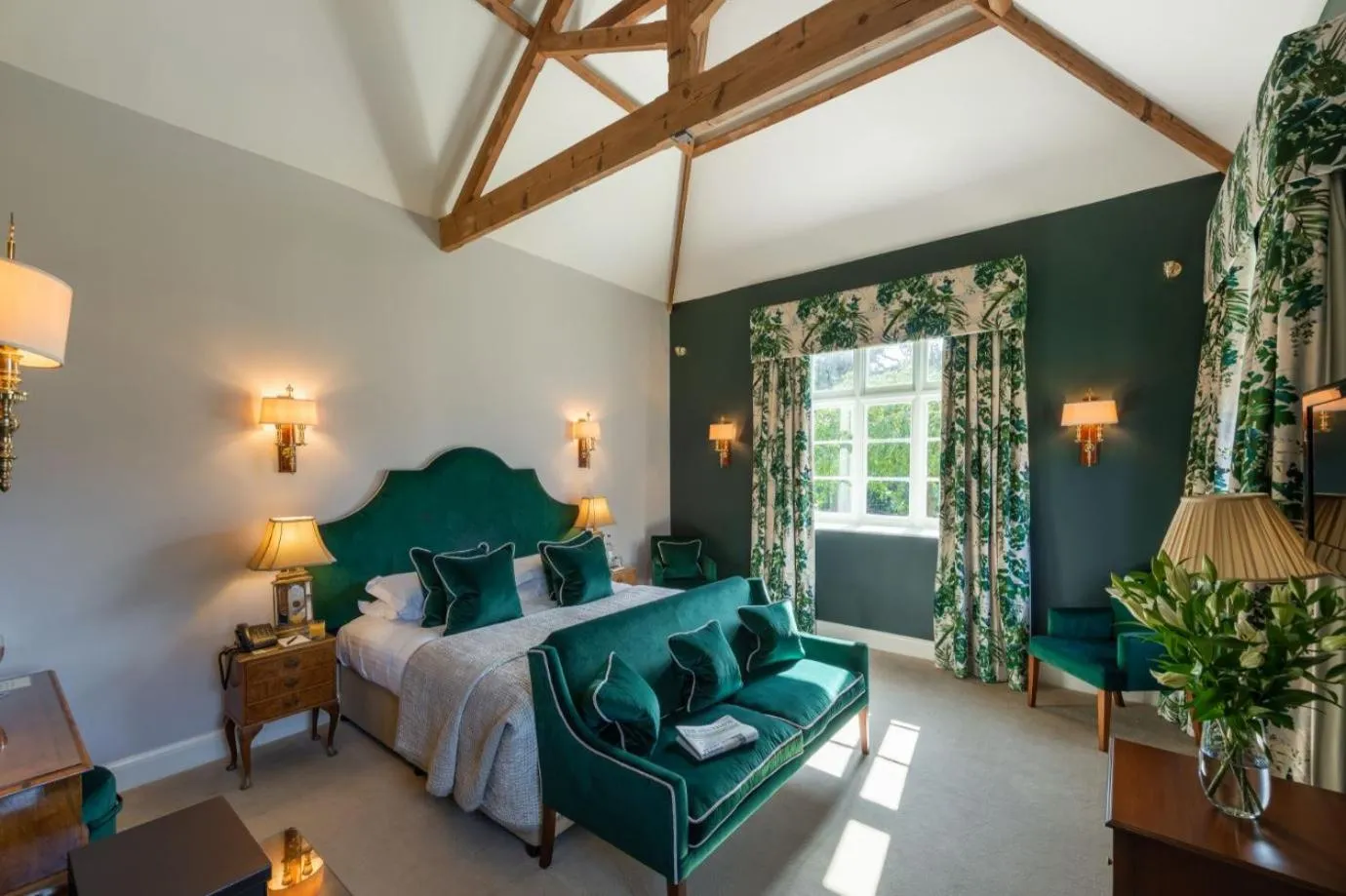 Deluxe Double or Twin Room in Rushton Hall Hotel and Spa