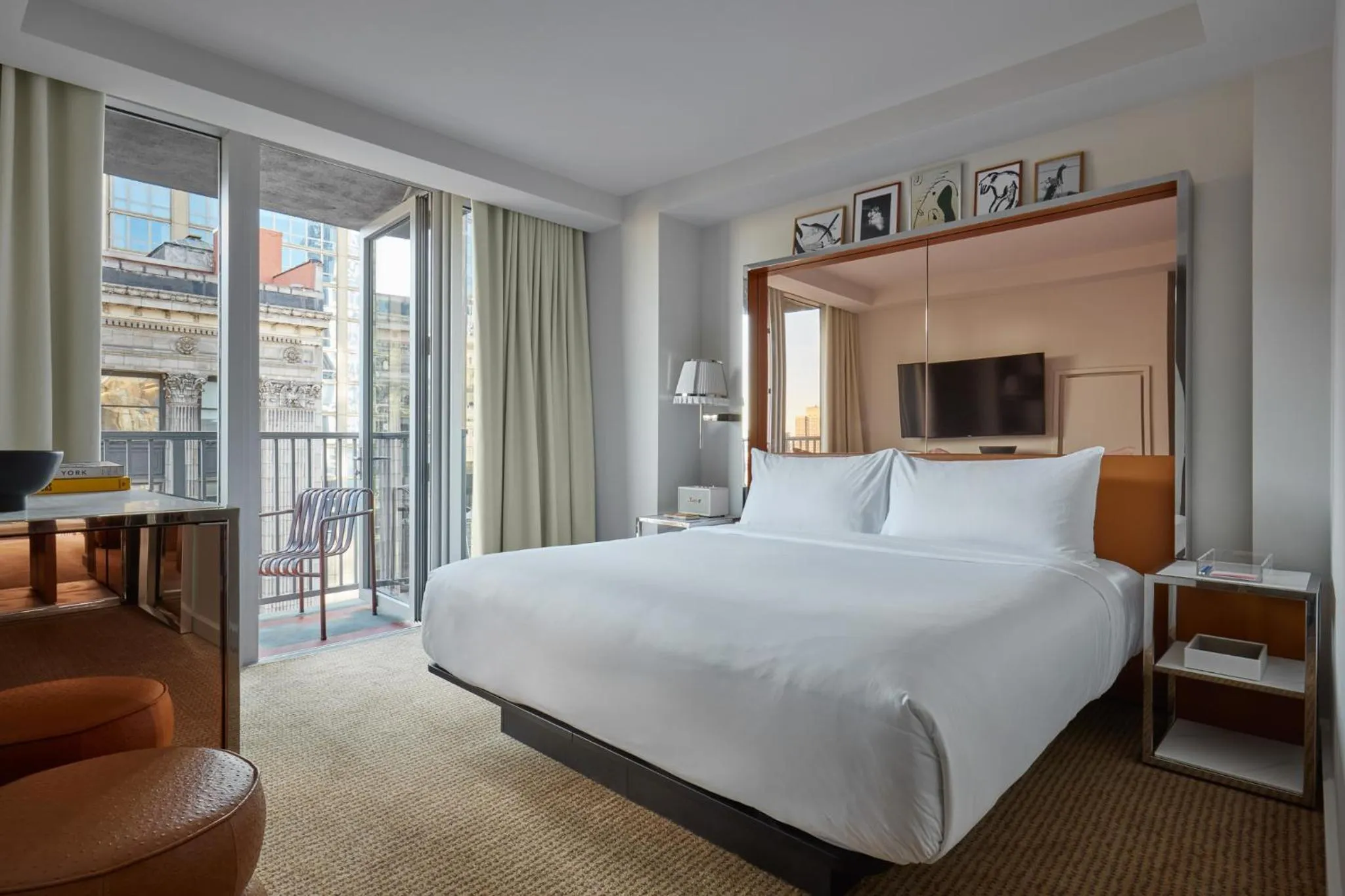 King Room with Balcony in Hotel Park Ave NYC