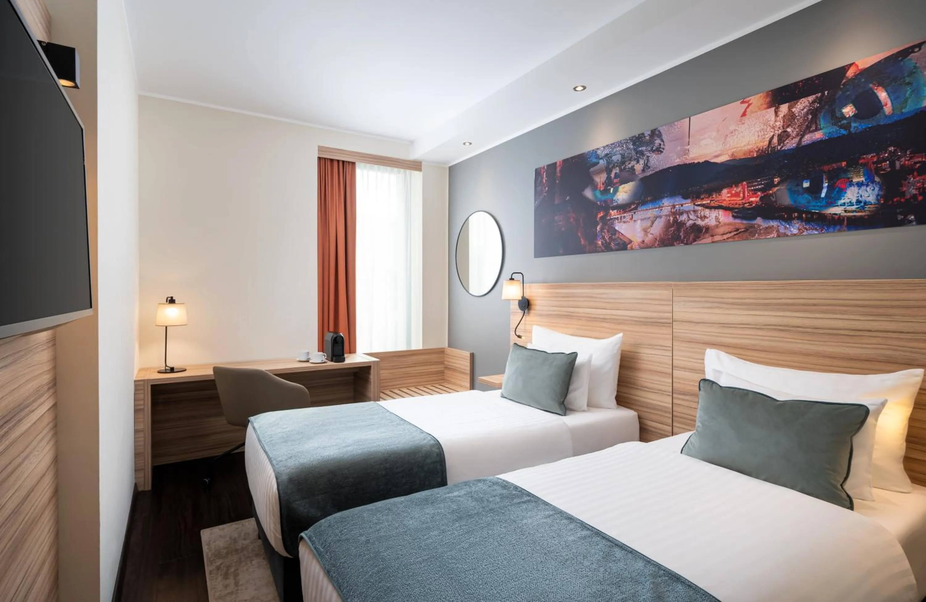 Comfort Twin Room in Leonardo Boutique Hotel Linz City Center