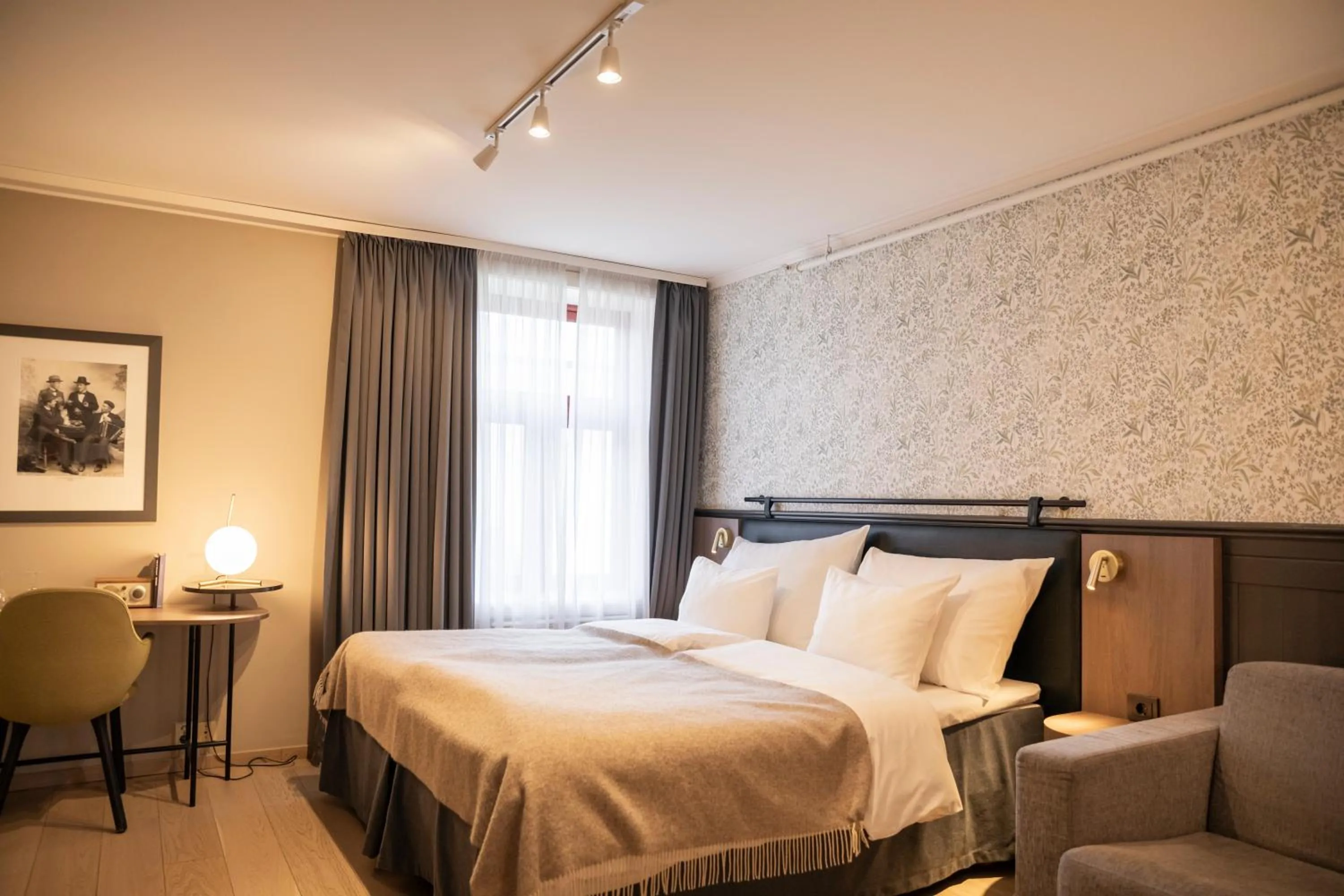 Family Room in Home Hotel Hammer