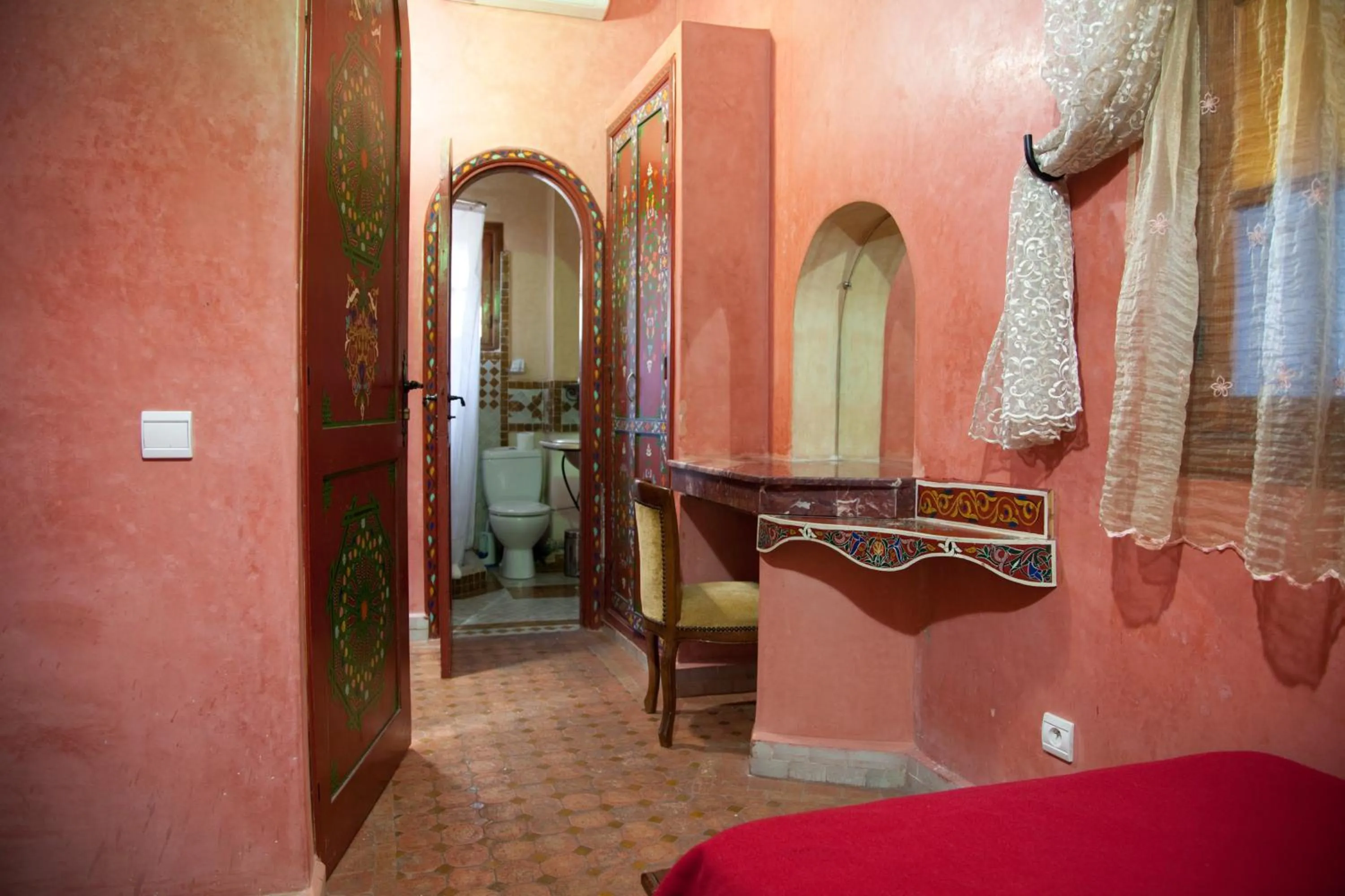 Marrakchia Twin Room in Riad Dar Alia