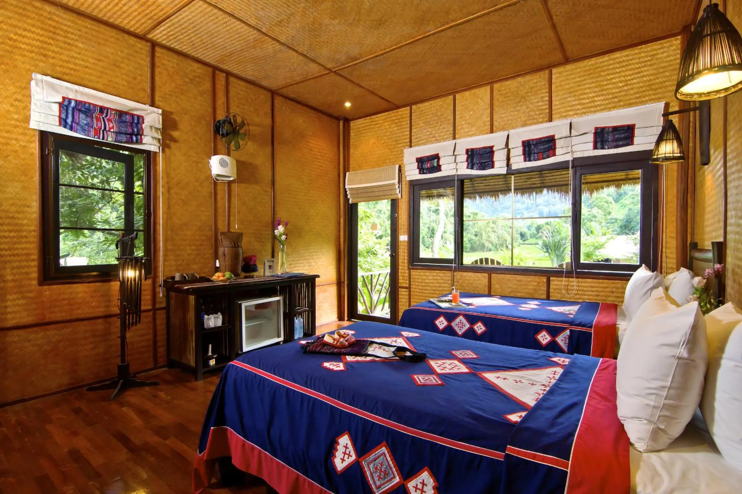 Superior Twin Room in Hmong Hilltribe Lodge