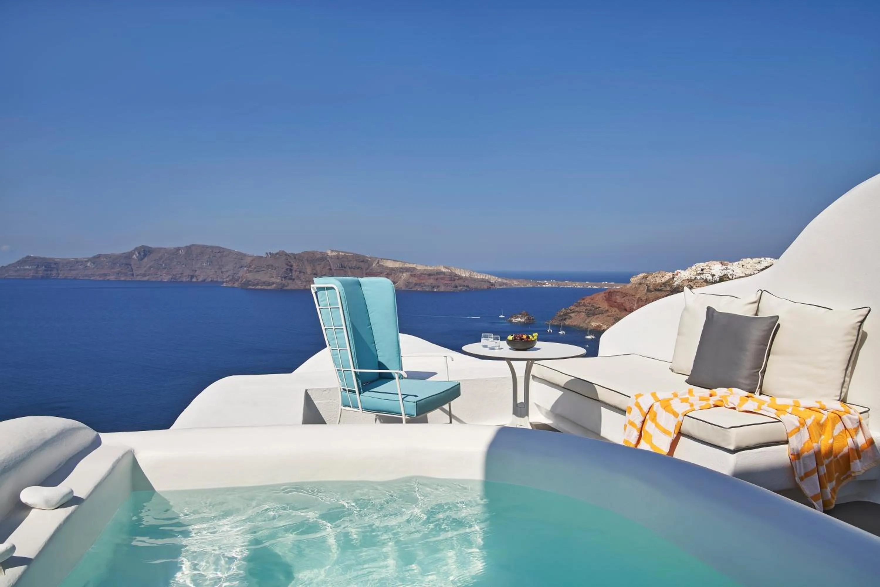 Wet Junior Suite with Open Air Jetted Tub & Caldera View in Katikies Kirini Santorini - The Leading Hotels Of The World