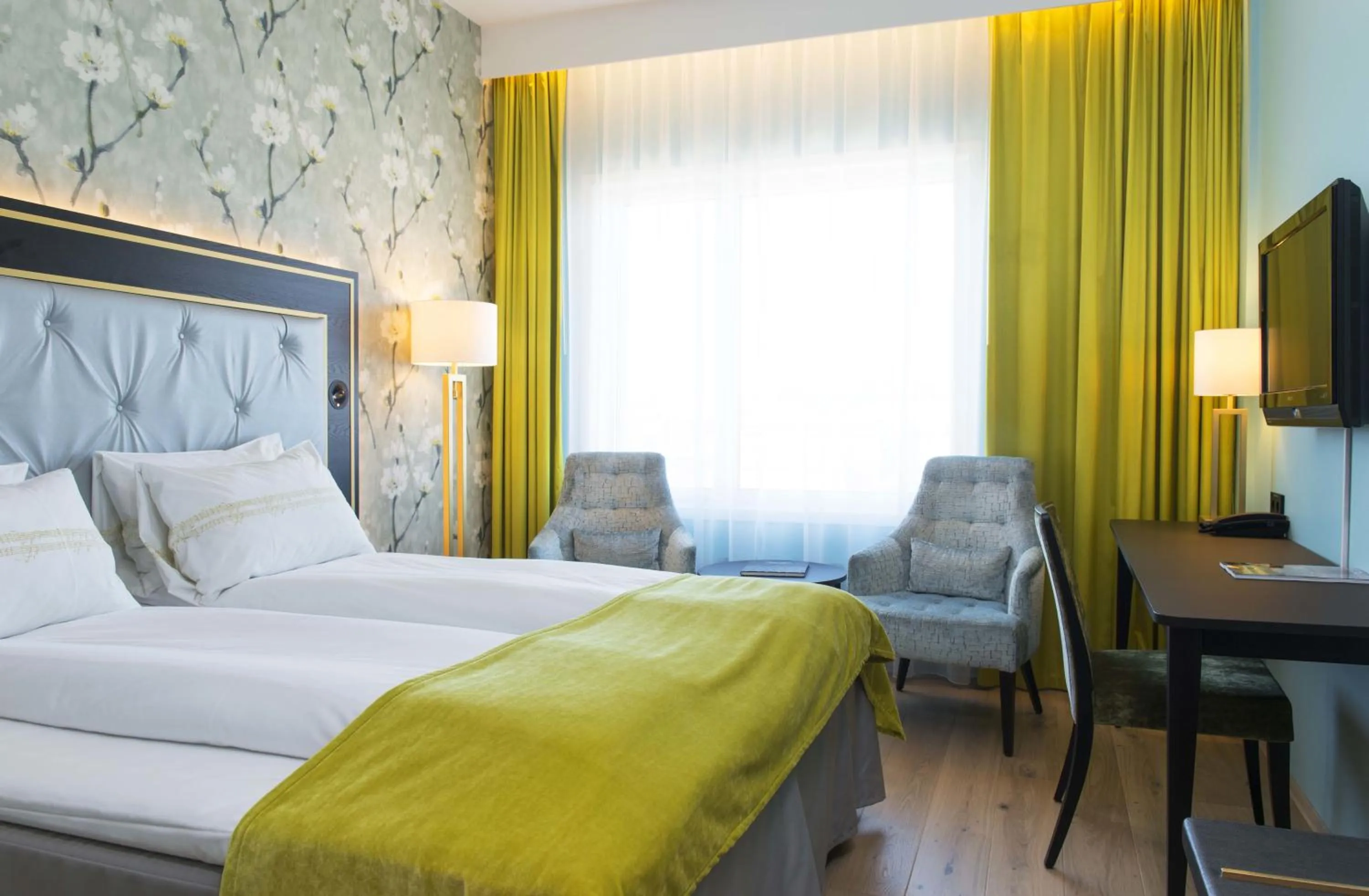 Standard Double Room in Thon Hotel Opera